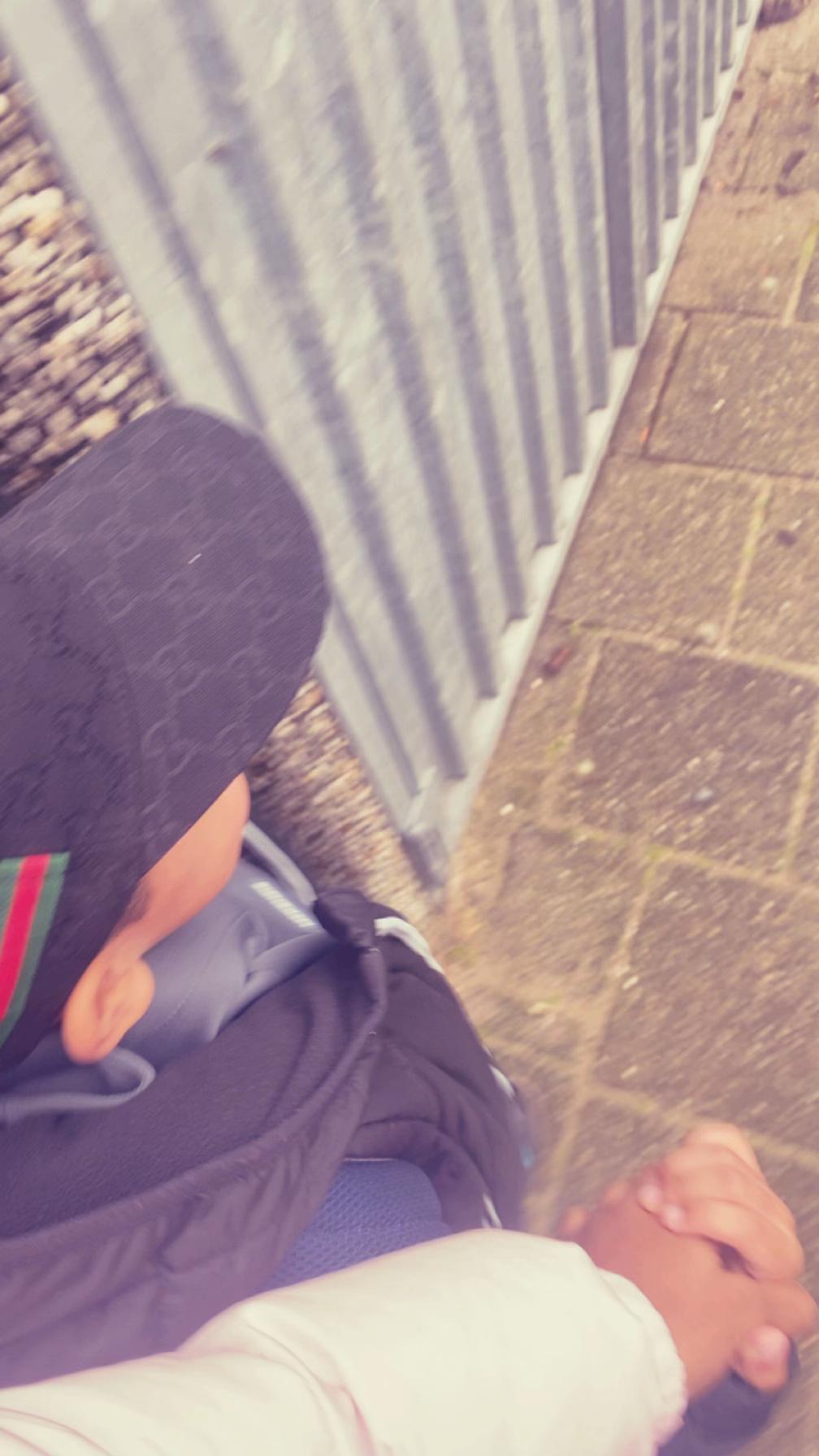 @🧸