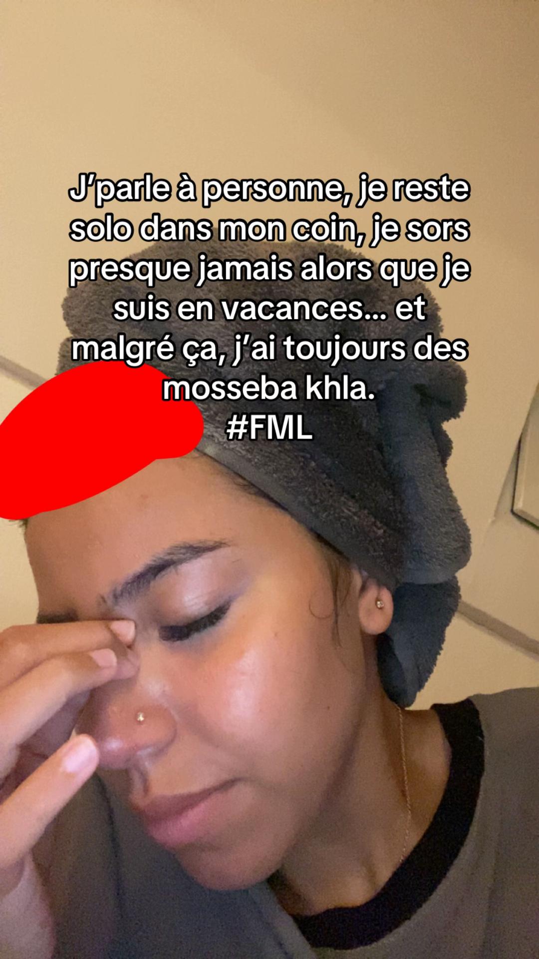 @<33