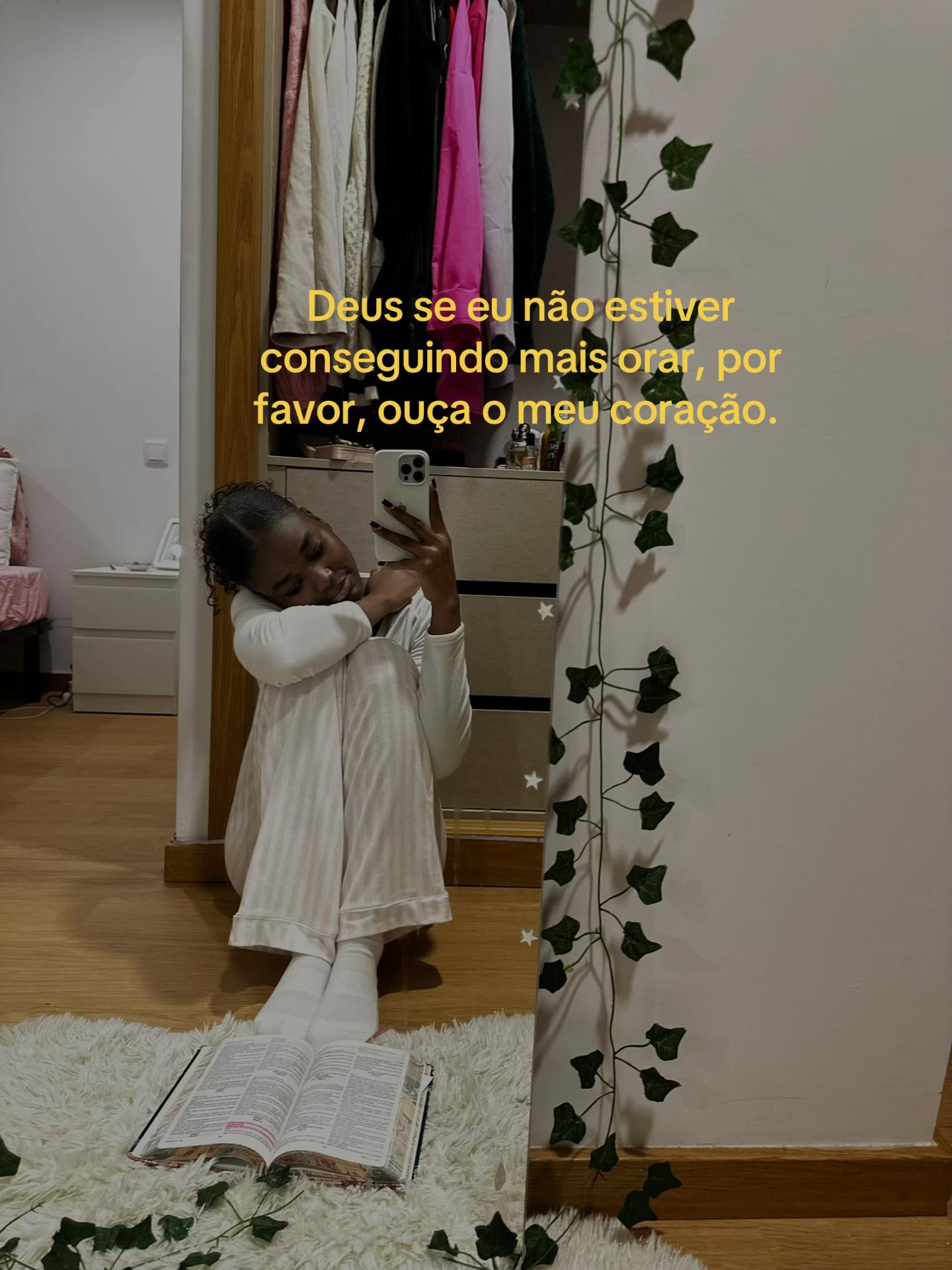 @daniella