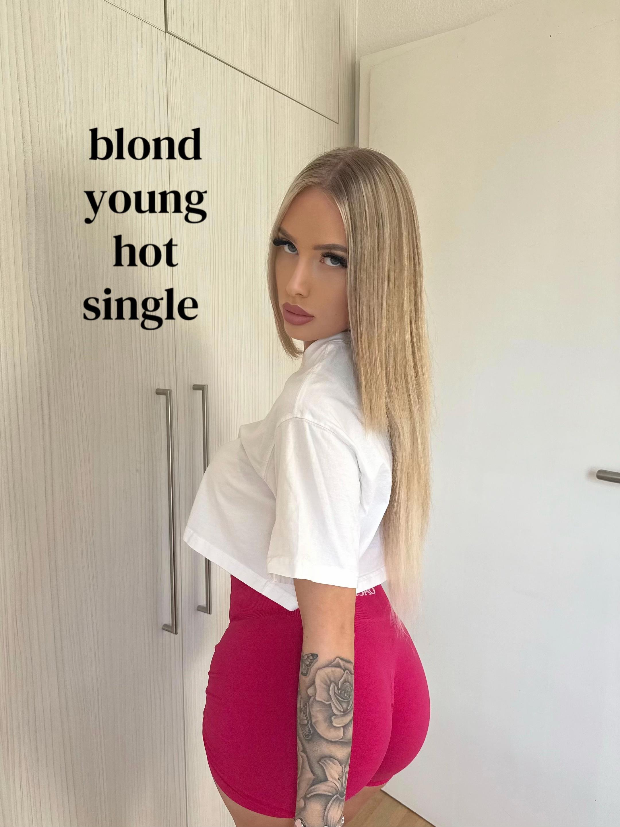 @your fav blondie 💕