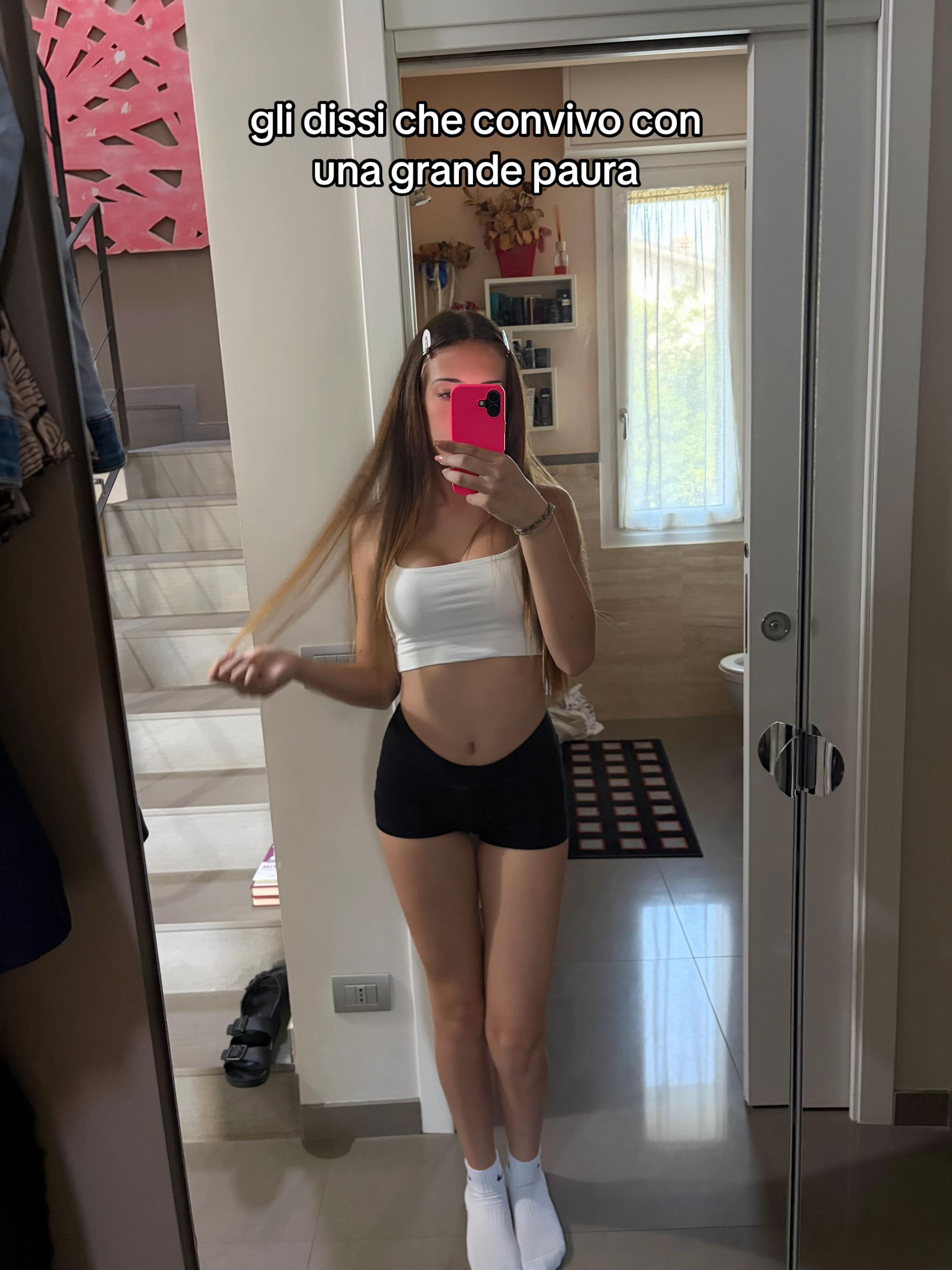@2.gia