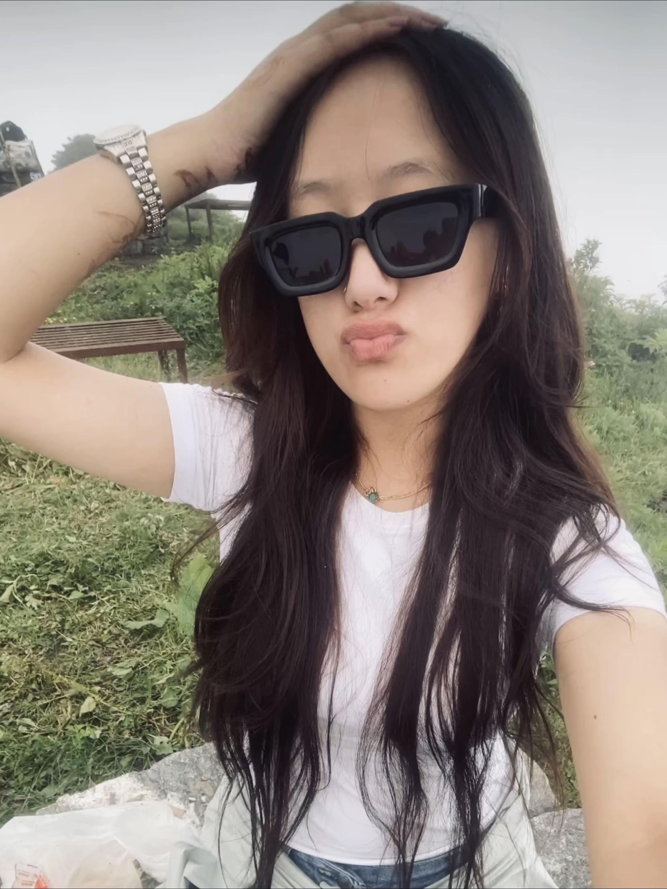 @~JENNIE~