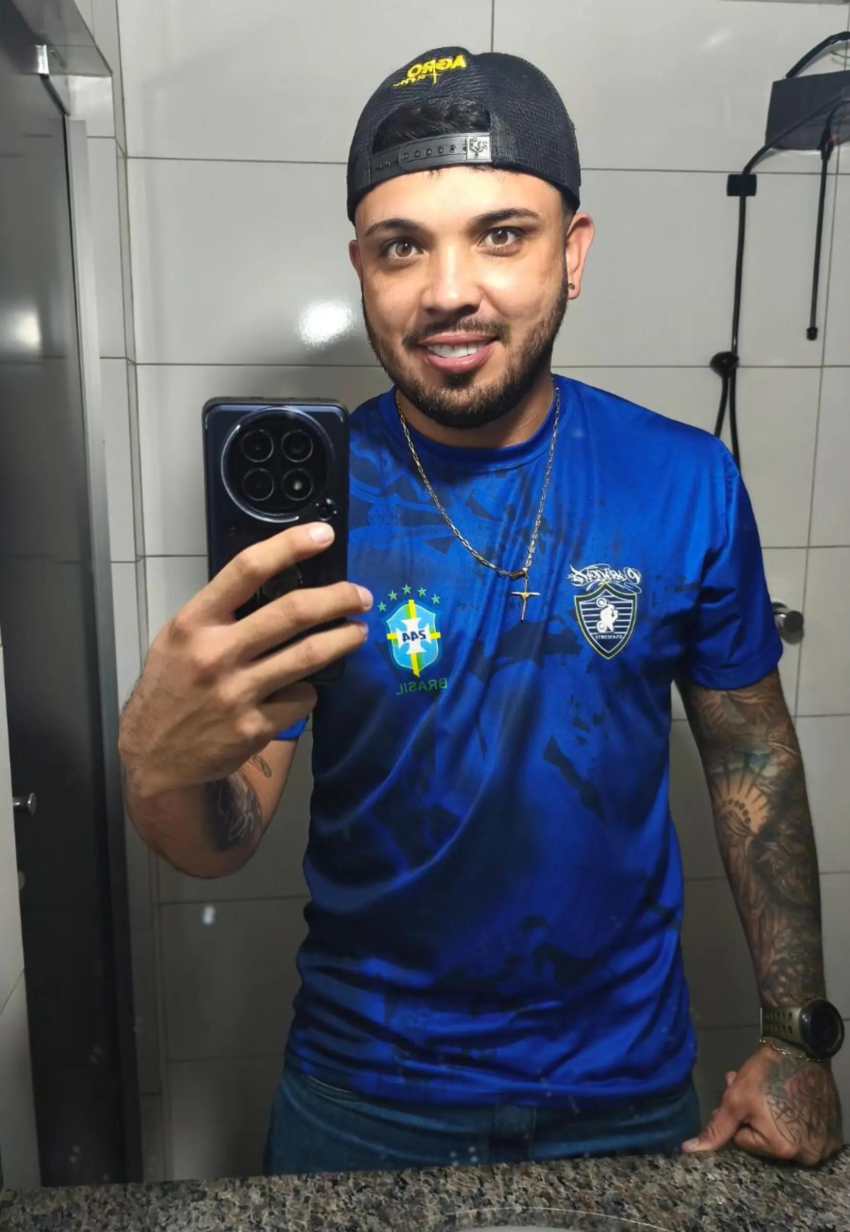 @vitorgorena