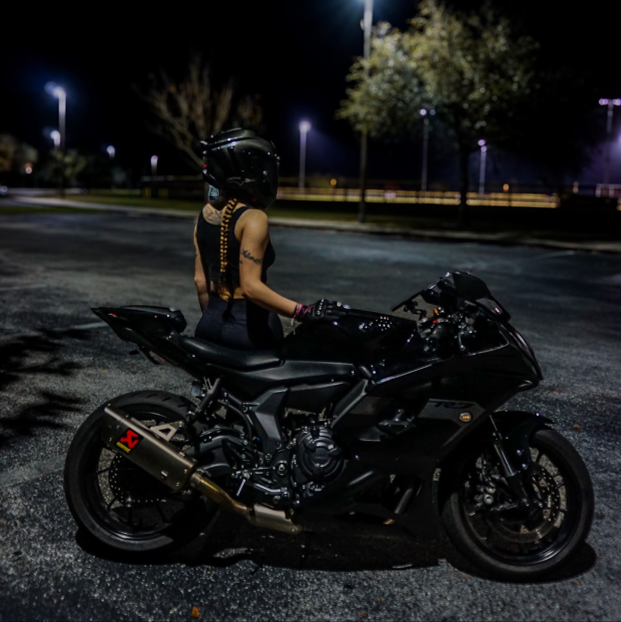 @moto_bob