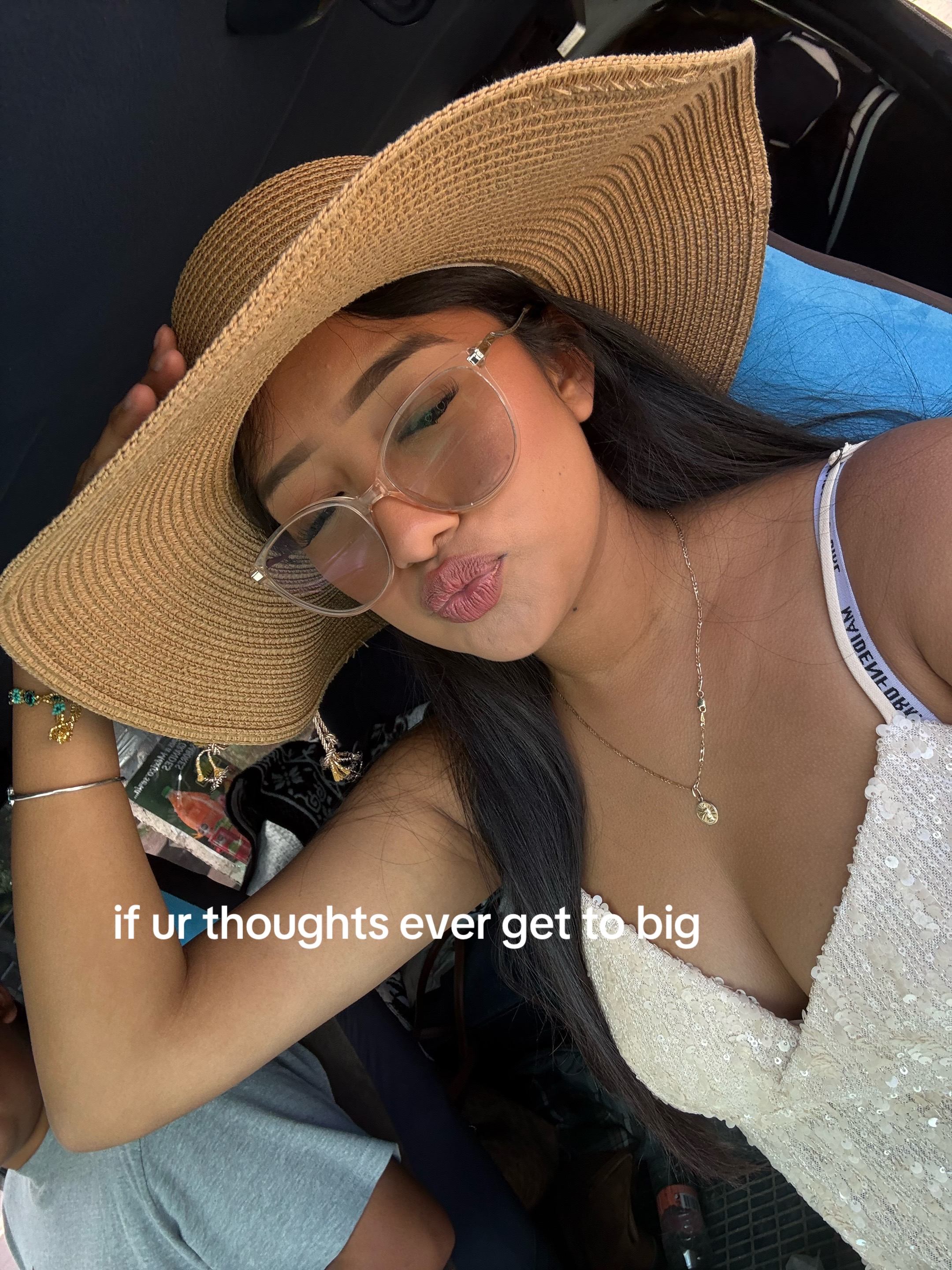 @️