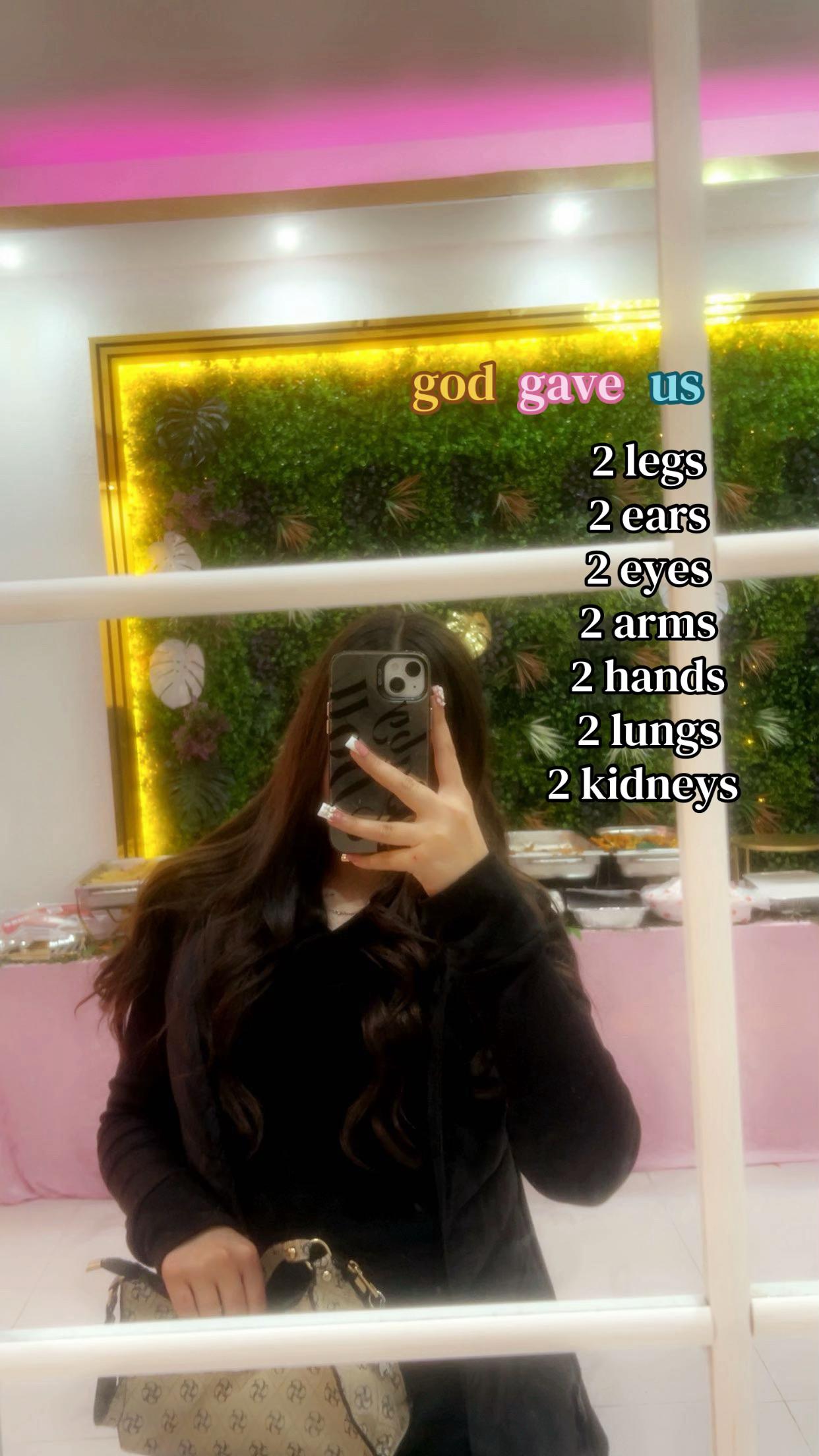 @𑣲𝖞.