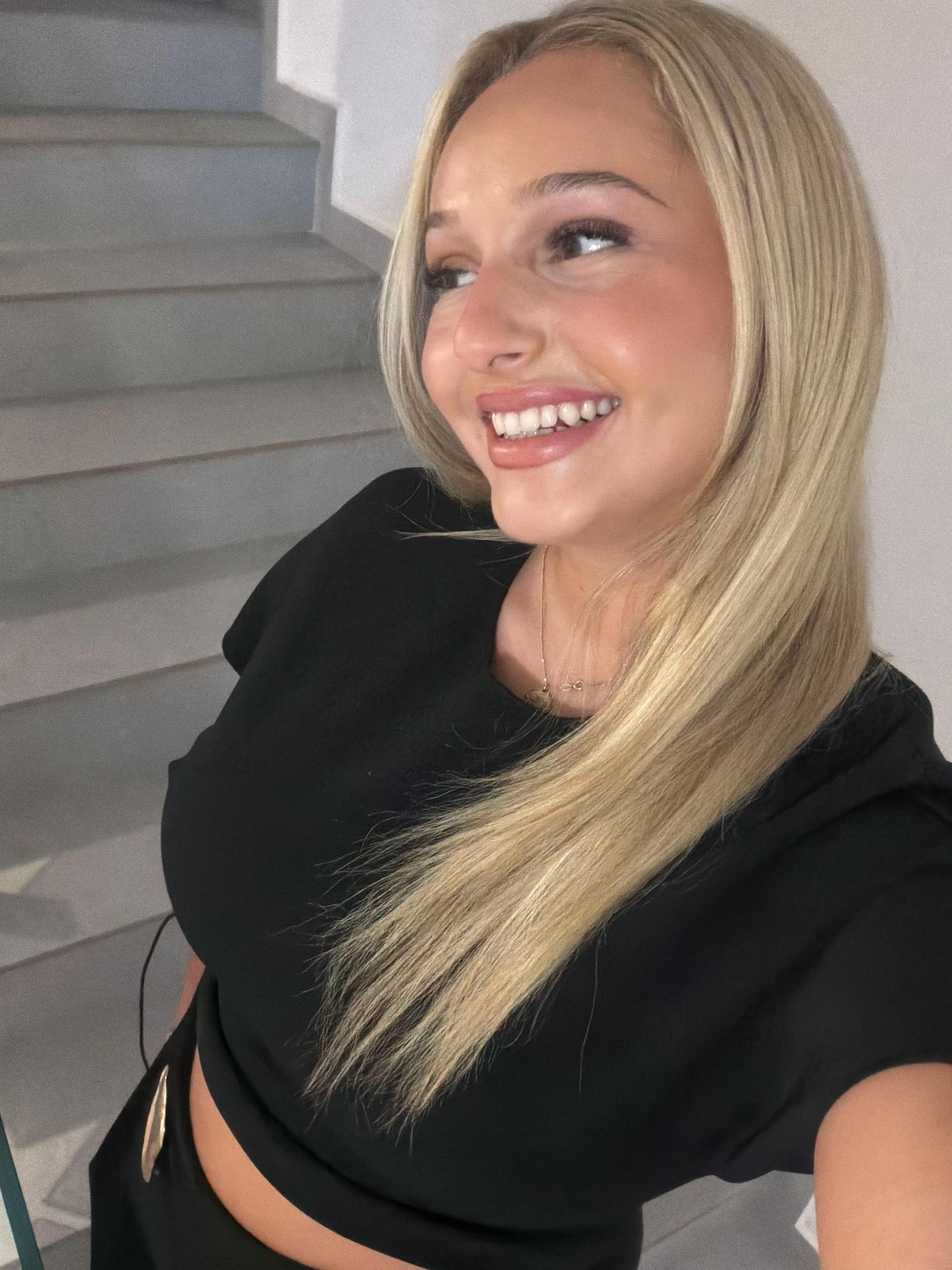 @Artina_ta