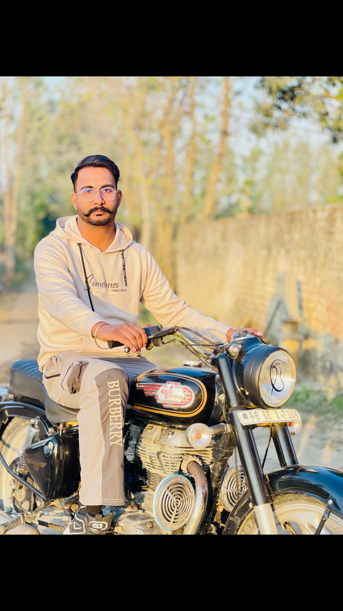 @VIRK GUNACHAUR 🇮🇳❤️🇦🇪