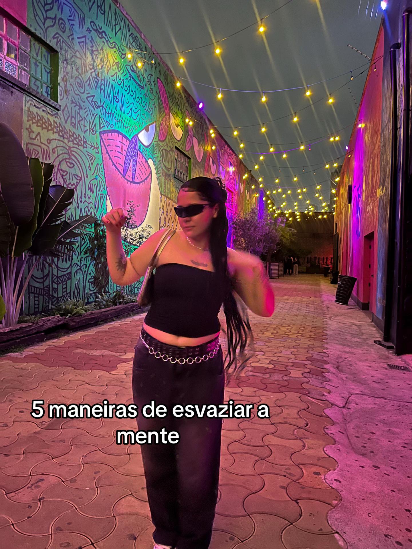 @Larissa Collins 🐈&zwj;⬛