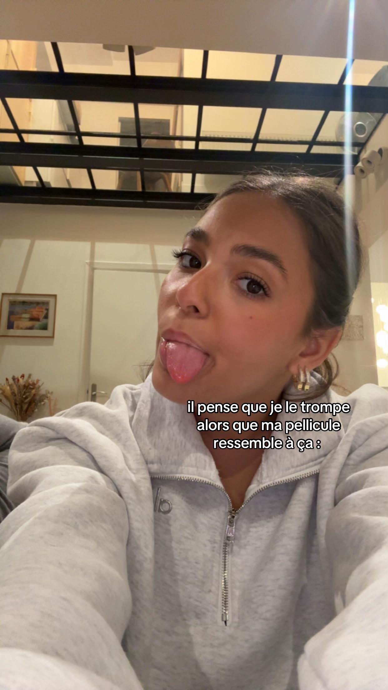 @sh&eacute;rone👩🏽&zwj;❤️&zwj;💋&zwj;👩🏽