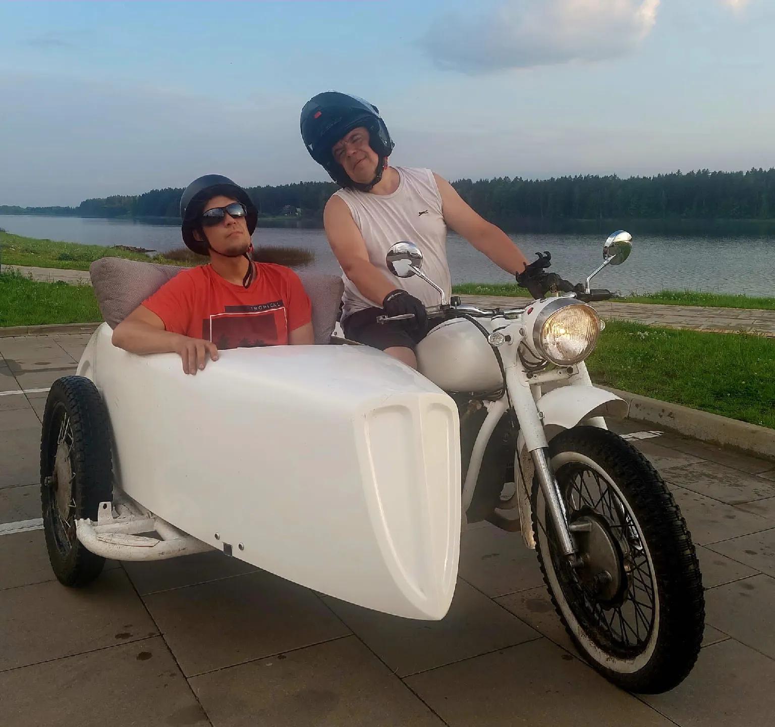 @TRĪS RATI Retro moto Ogre