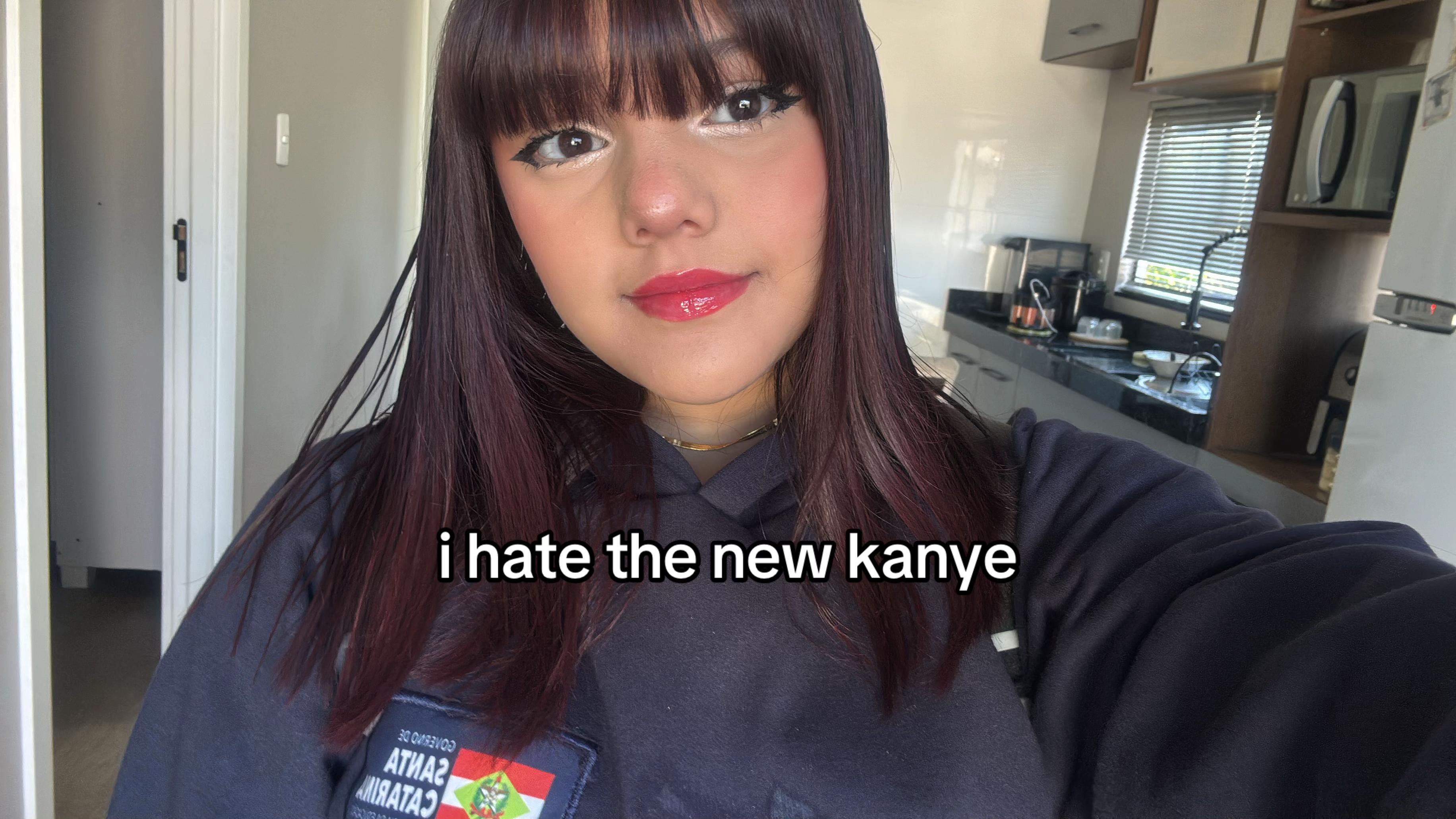 @𝓐𝓷𝓪 𝓩𝓪𝓷𝓮𝓻𝓲🪽