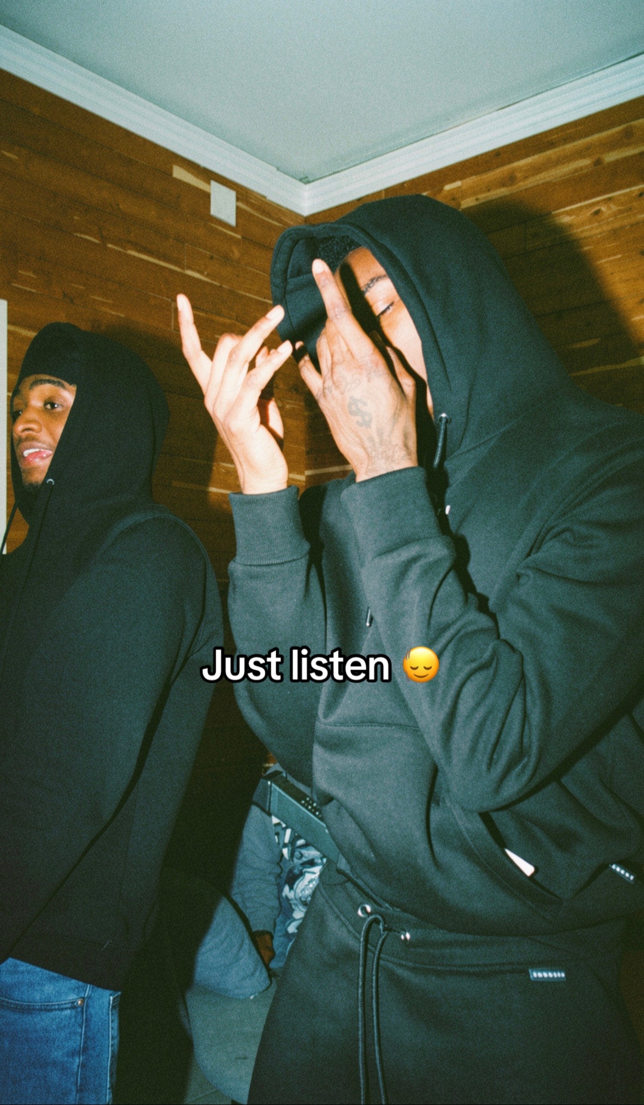 @RacksRanitup 💫