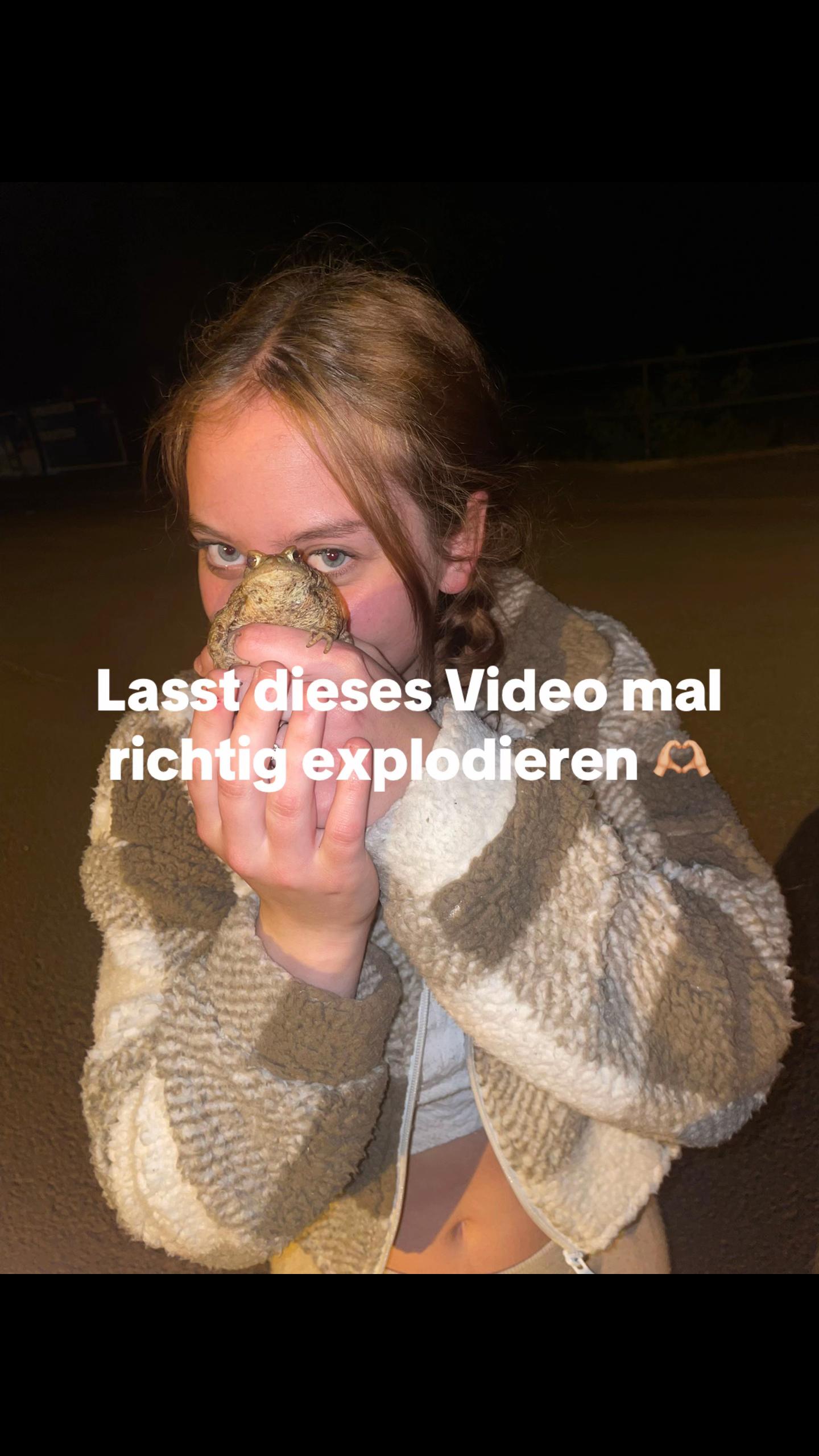 @🦋