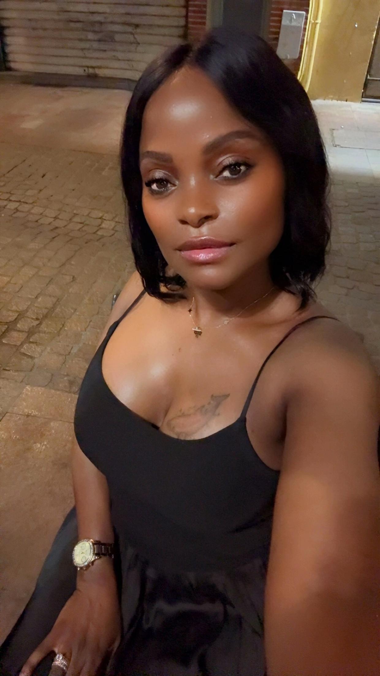 @&Eacute;b&egrave;ne