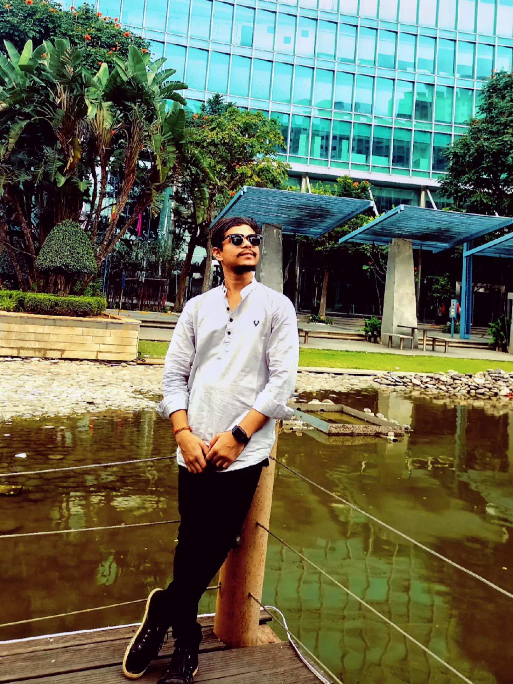 @Er.Dipesh Yadav👑💫