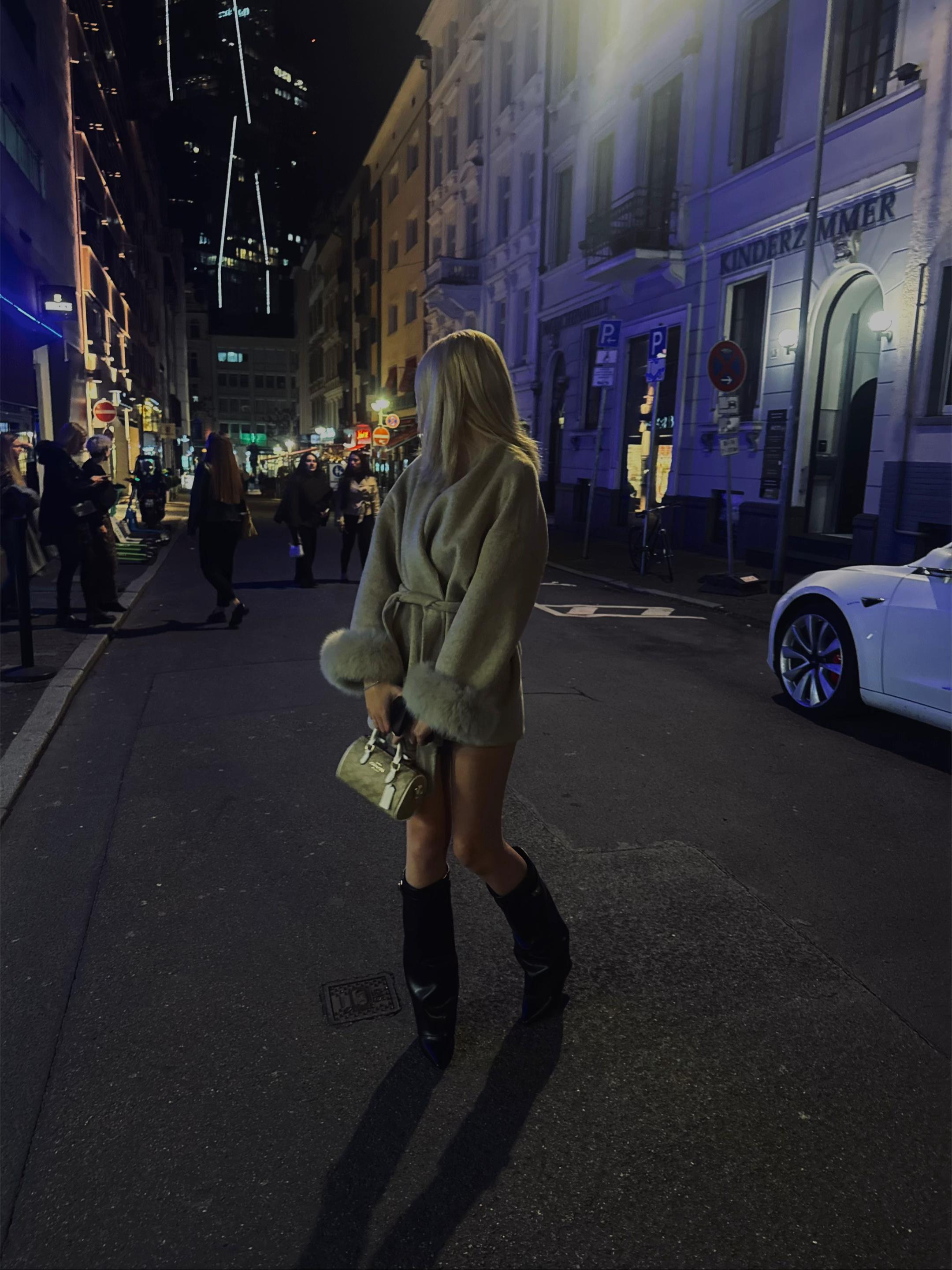 @Liv.clk