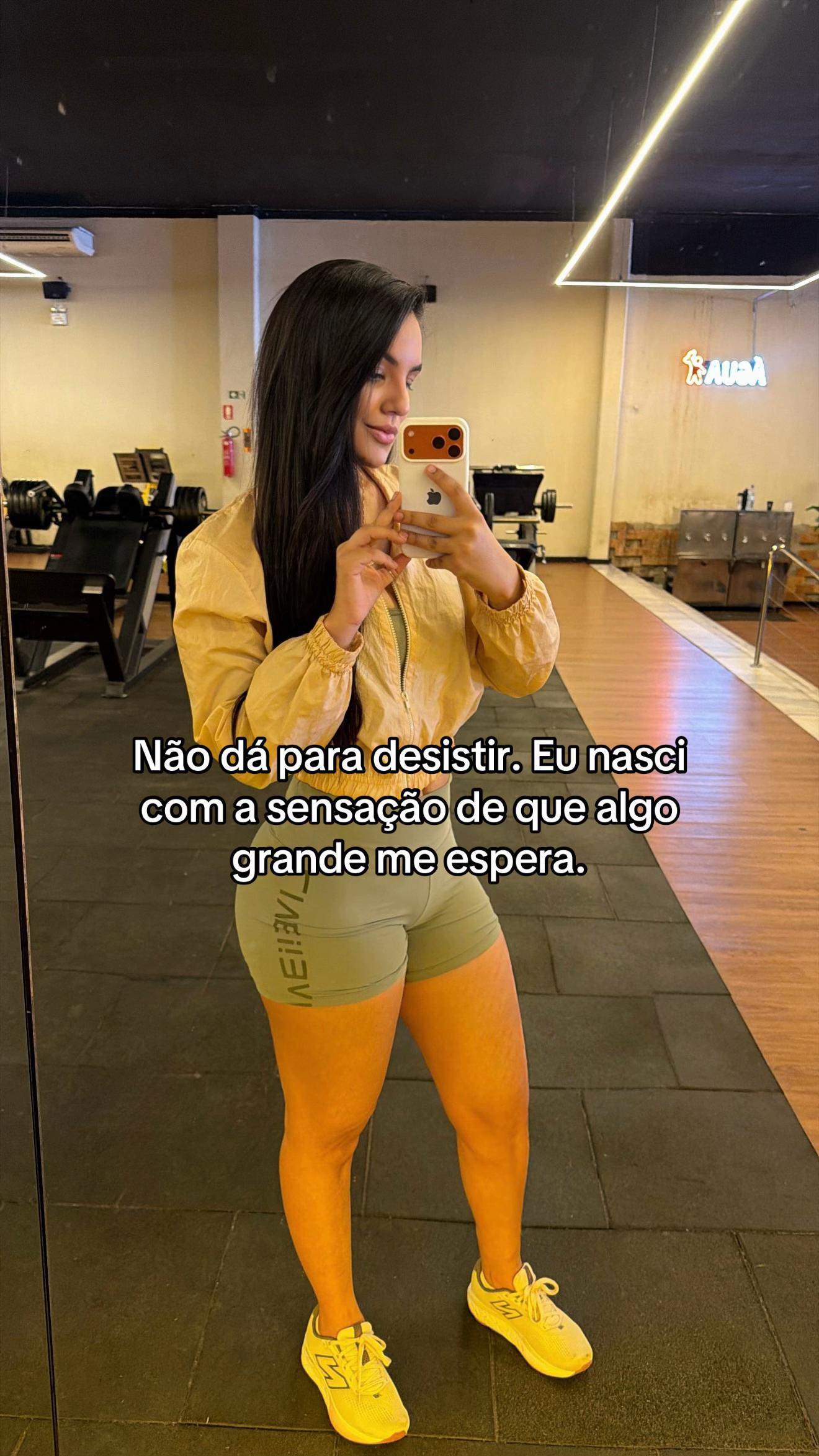 @annedantas._