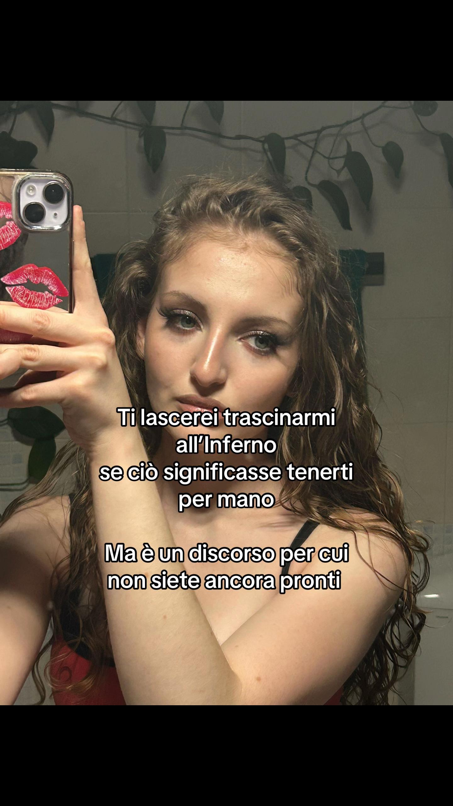 @Cris.🌙