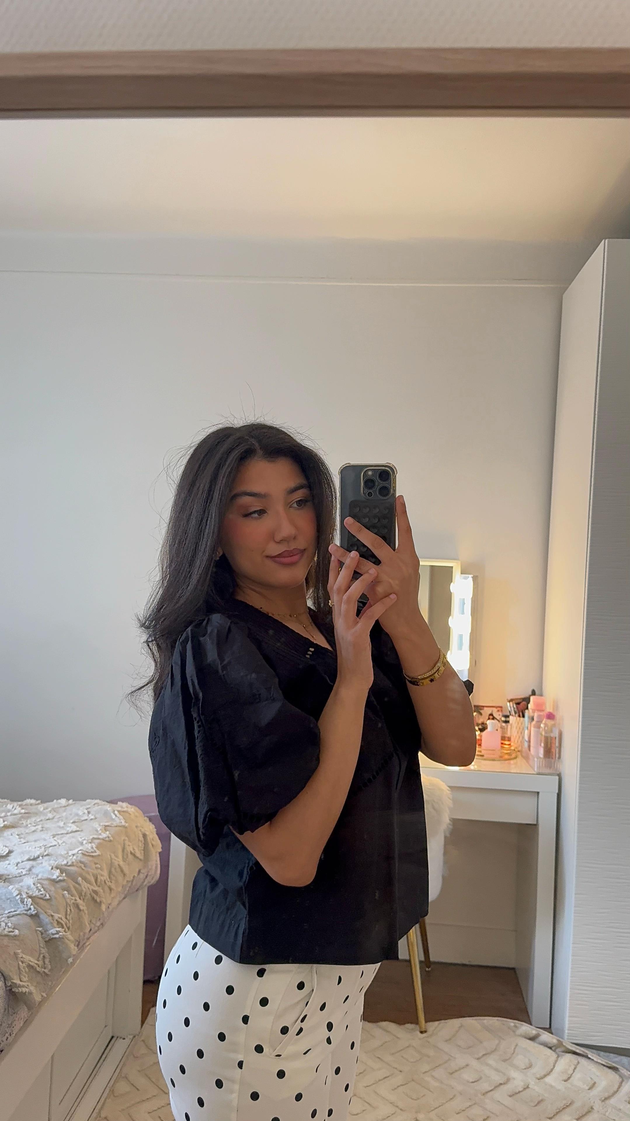 @Douaa_s17