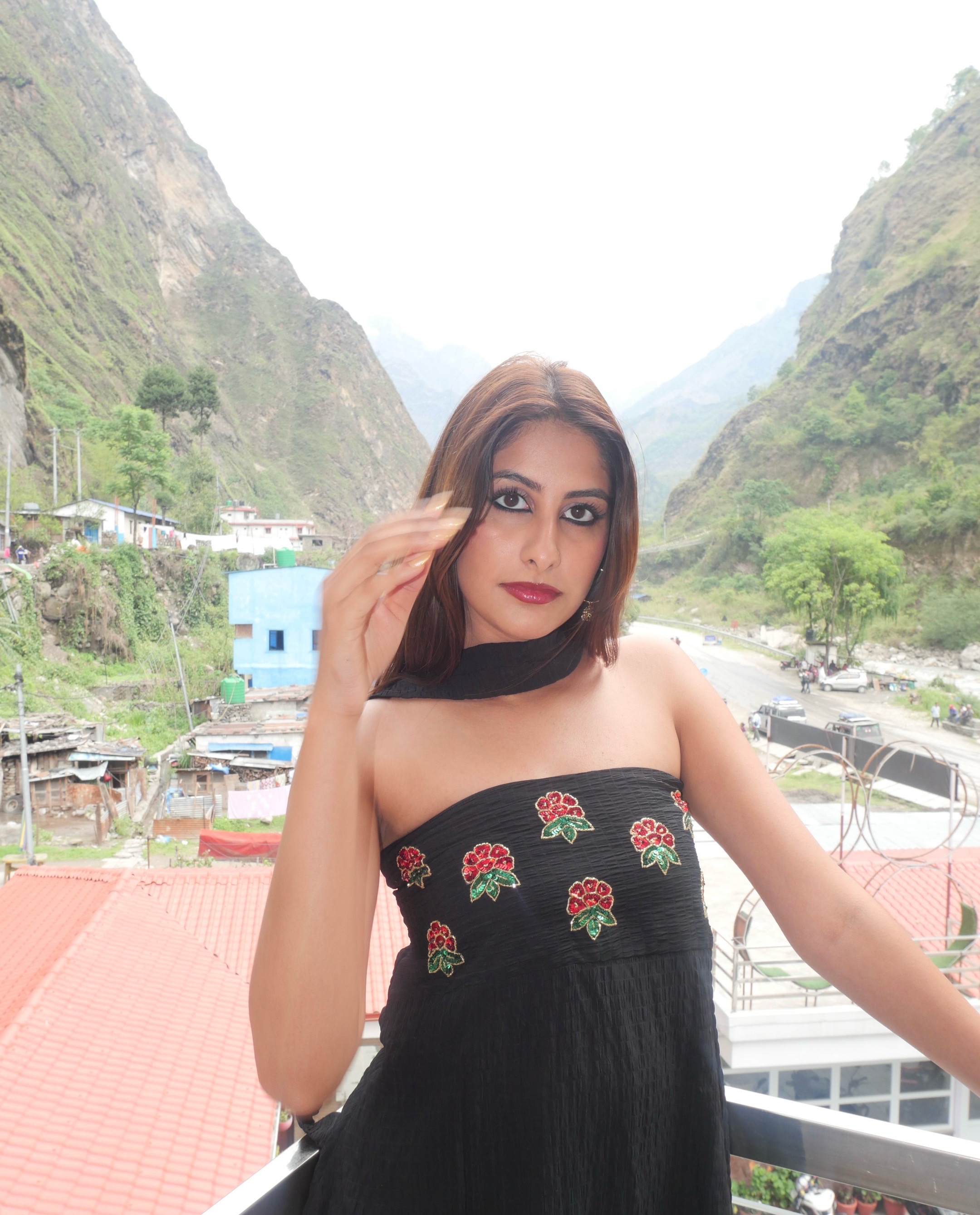 @laj_chaina