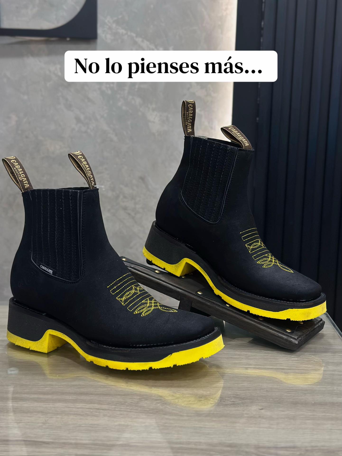 @Lara boots