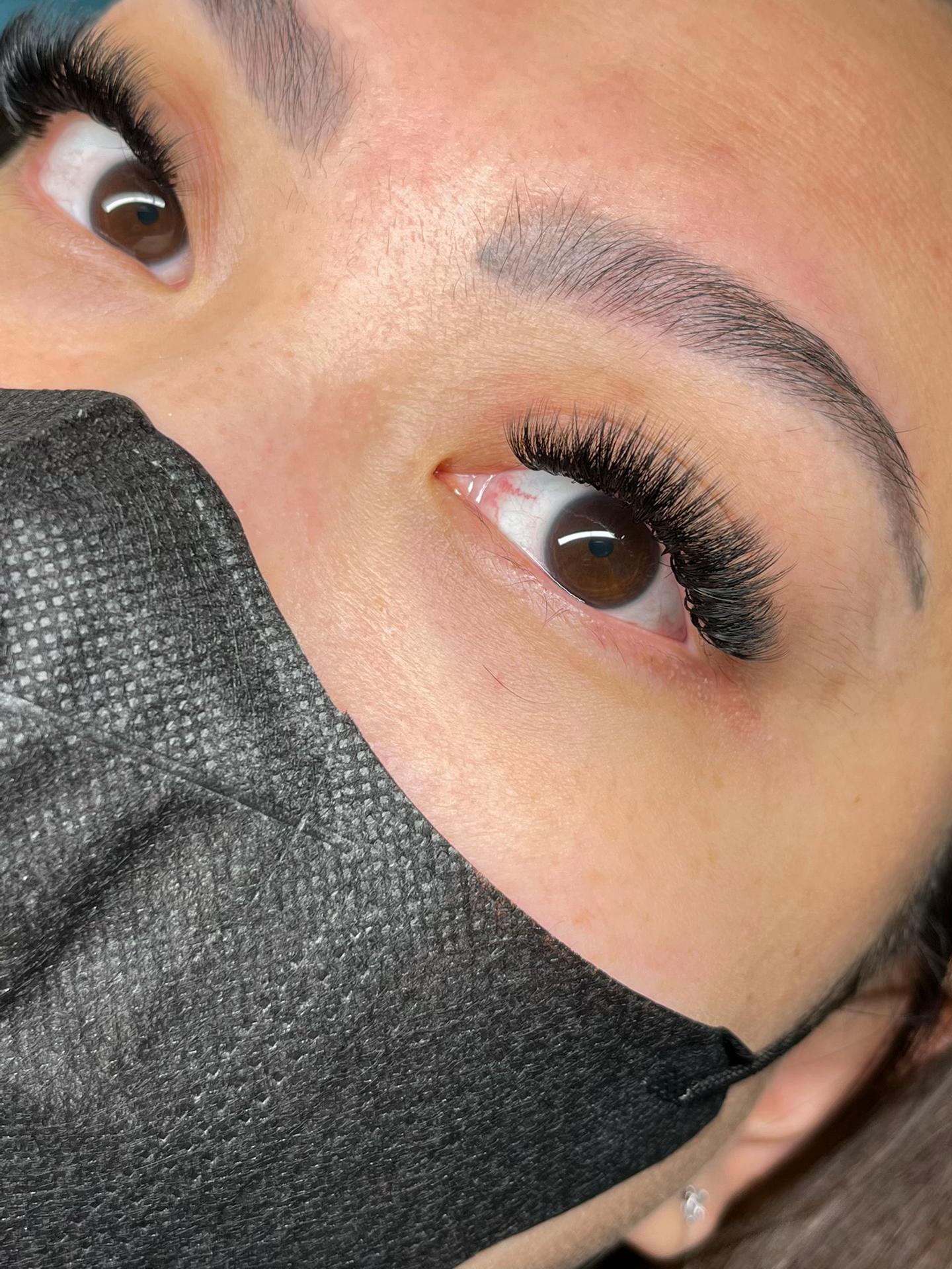 @Eyelash Lunar