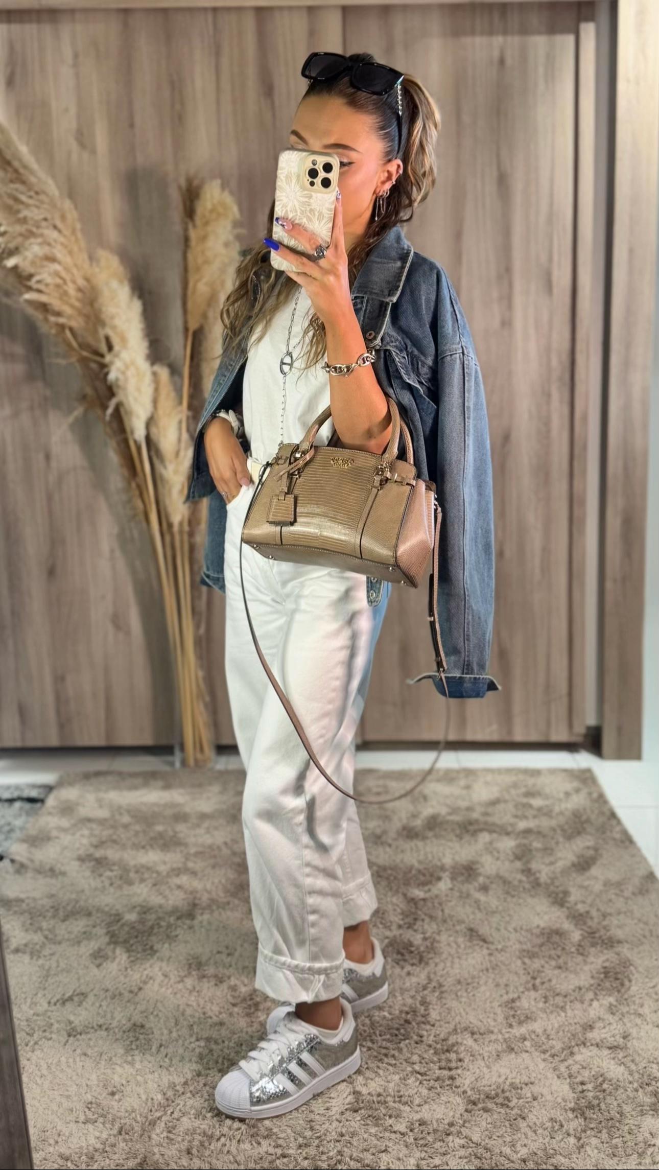@melou_ootd
