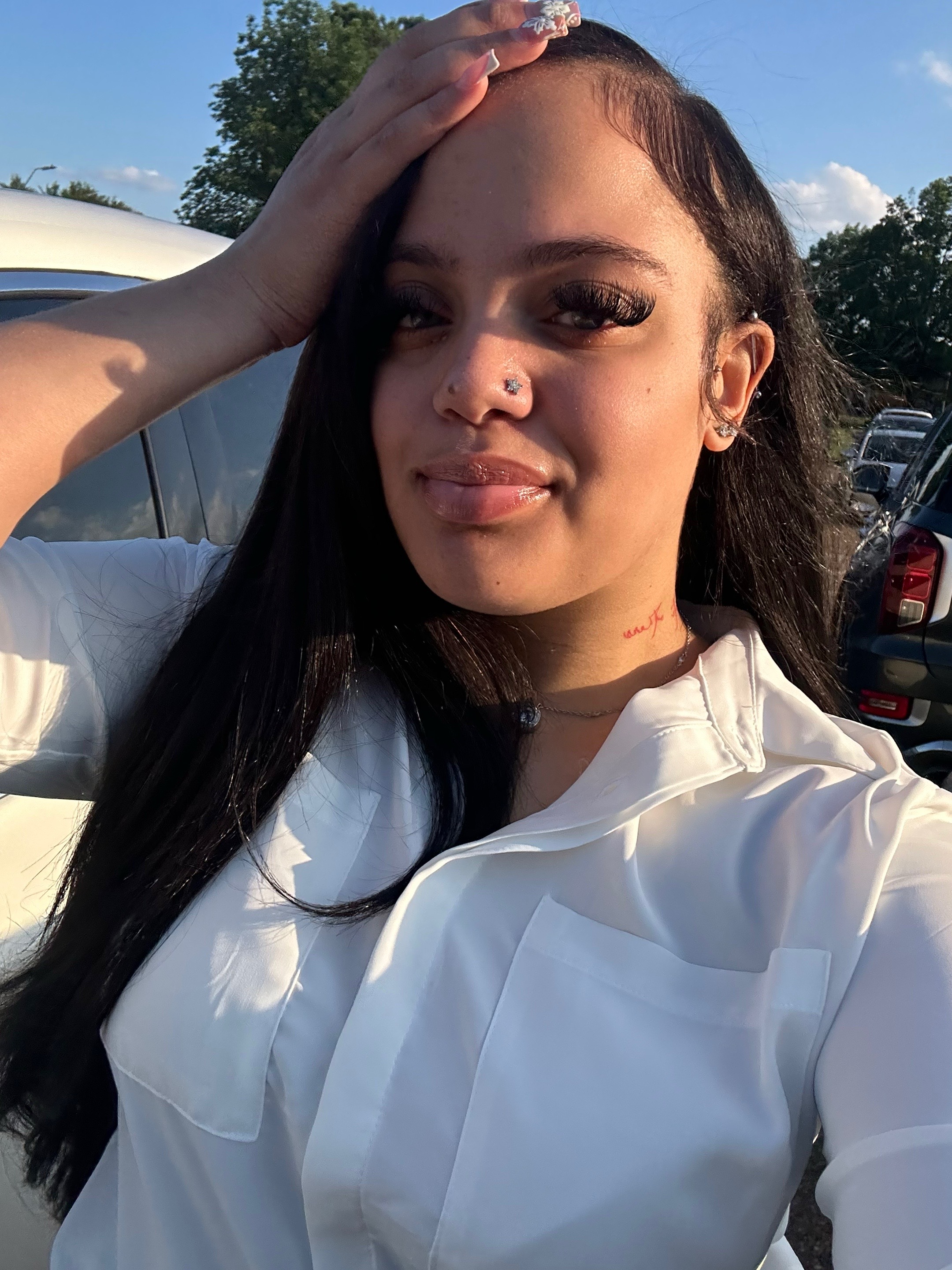 @Tiara Paij 🦋