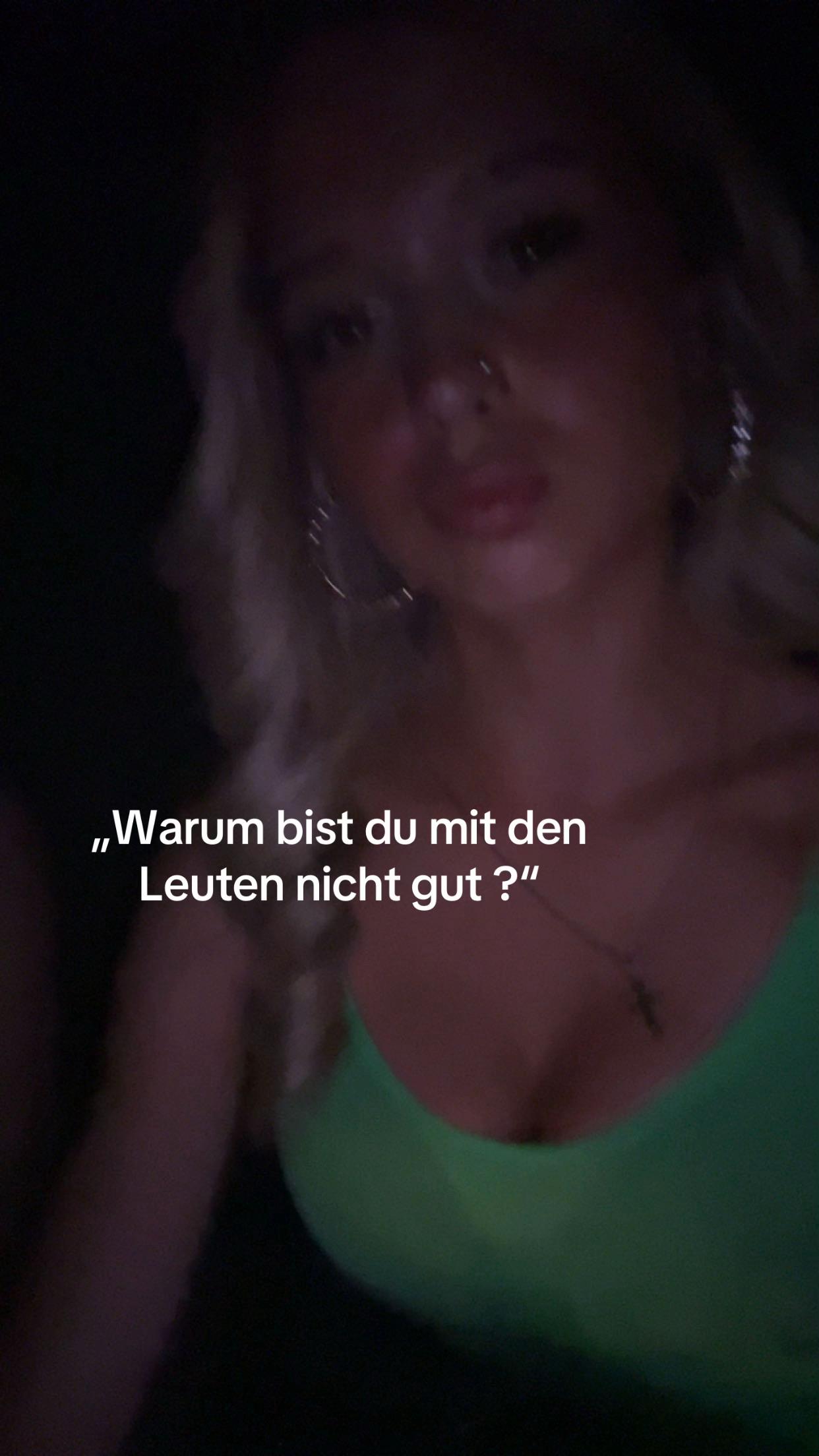 @Klari ✞