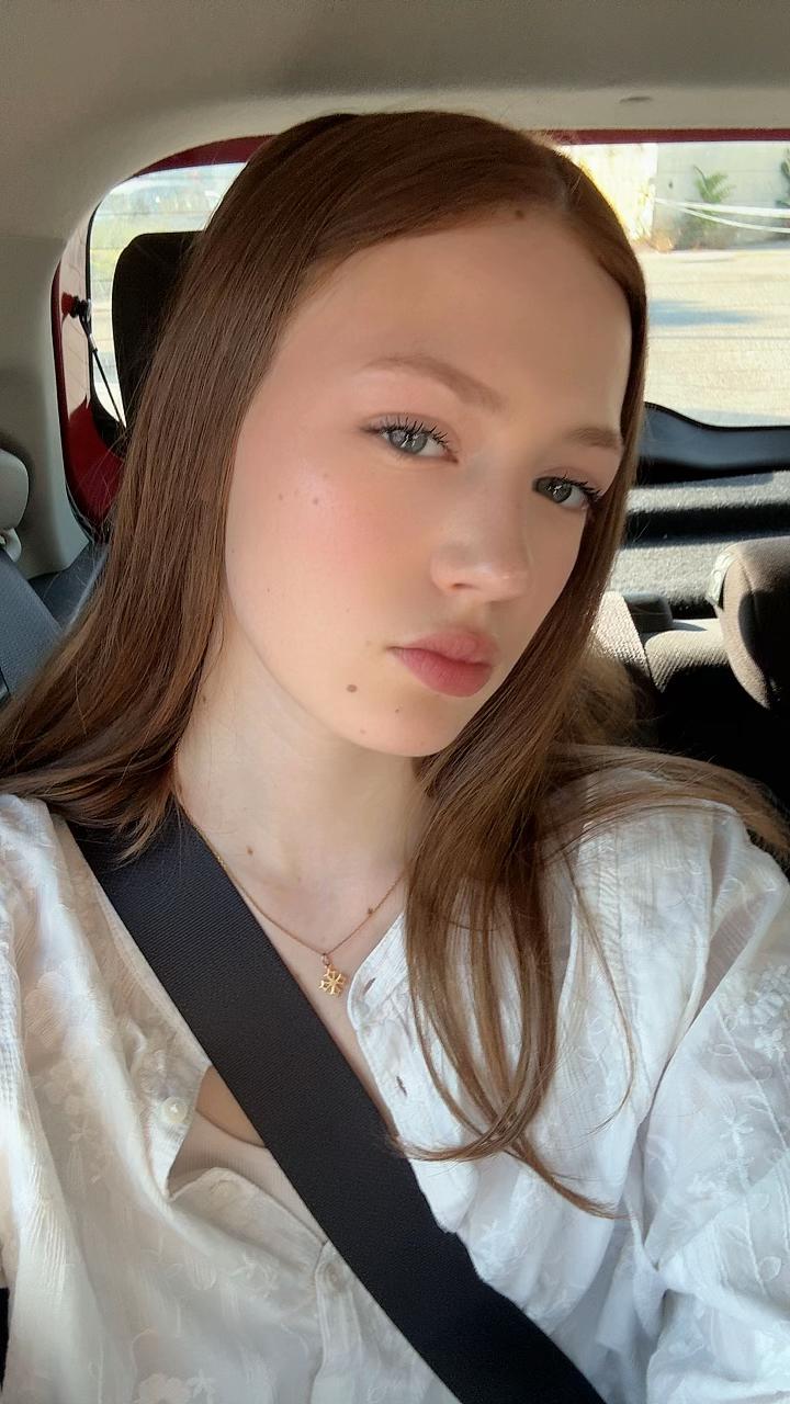 @𝐸𝓂𝒾 ˖᯽ ݁˖