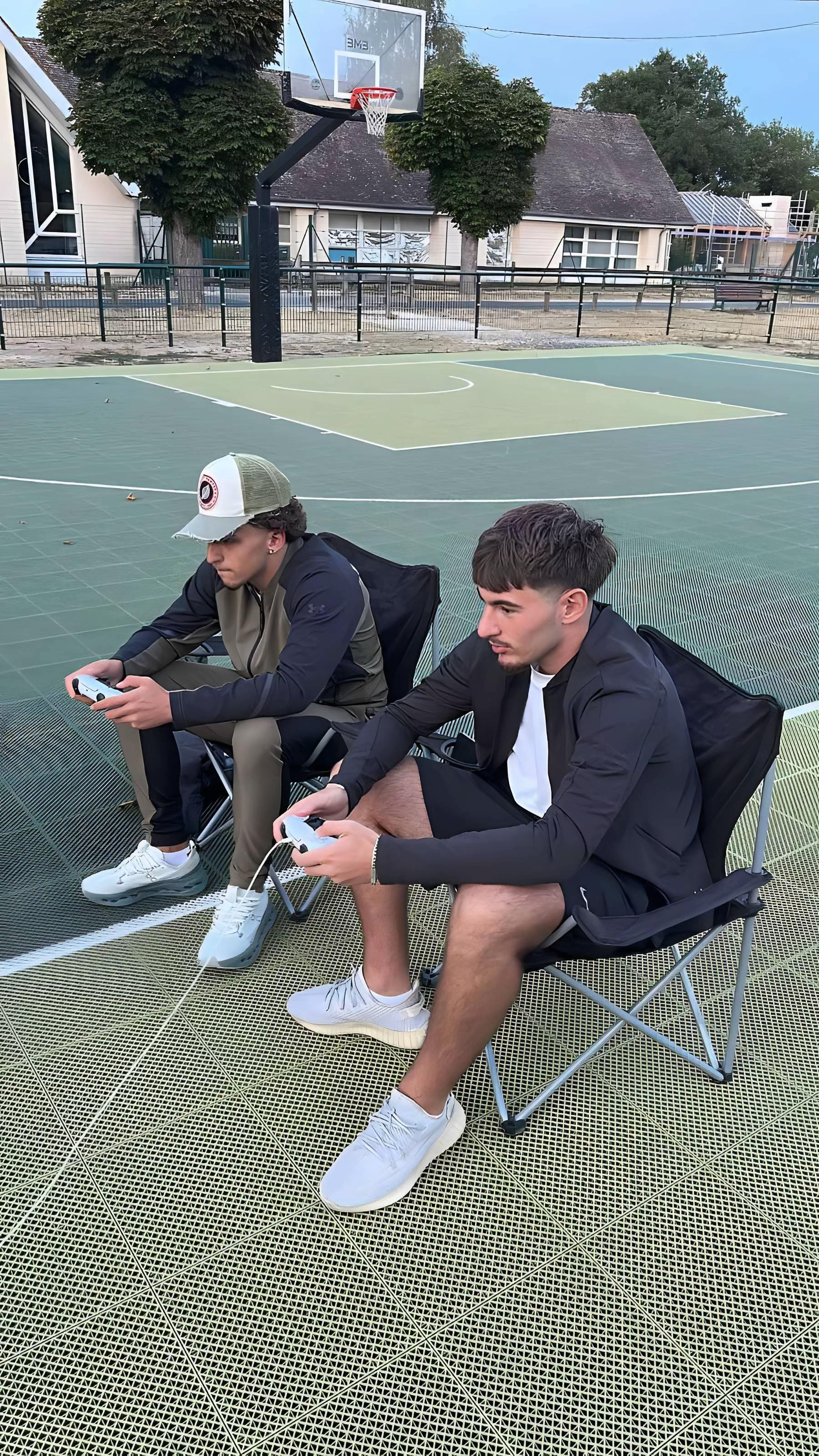 @On with nzh🦂