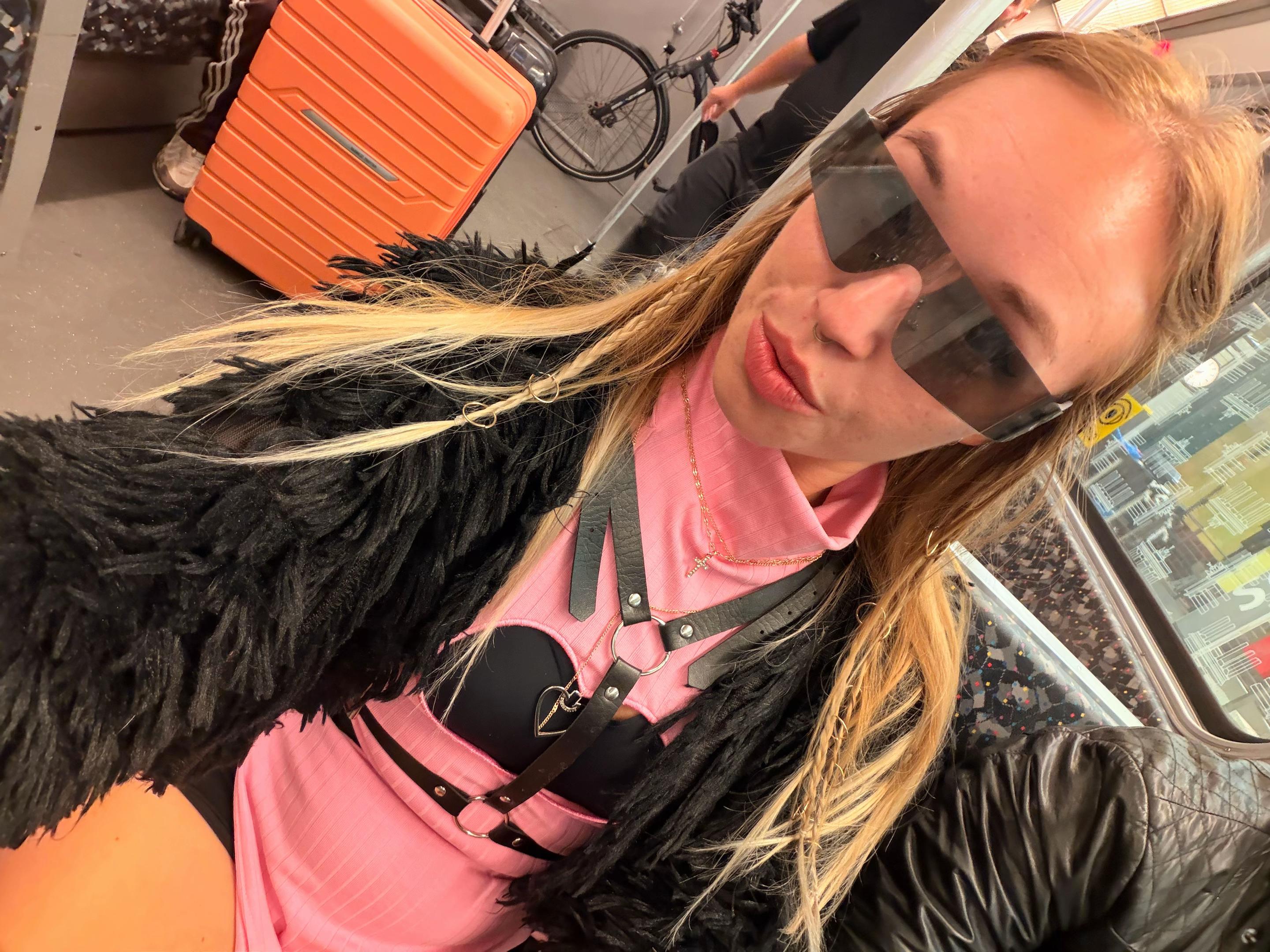 @Crazzyjazzy
