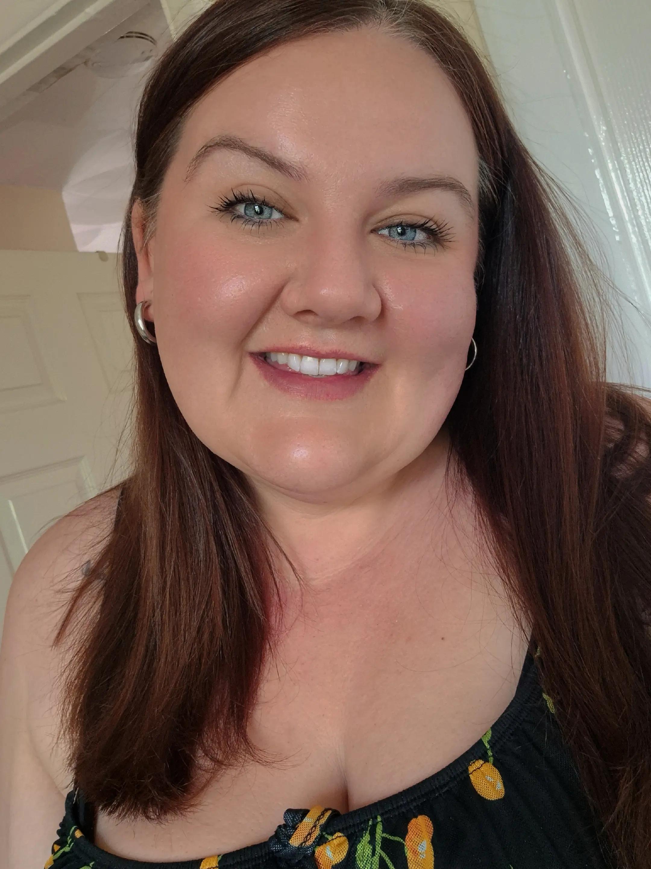 @Laura | Plus Size Confidence