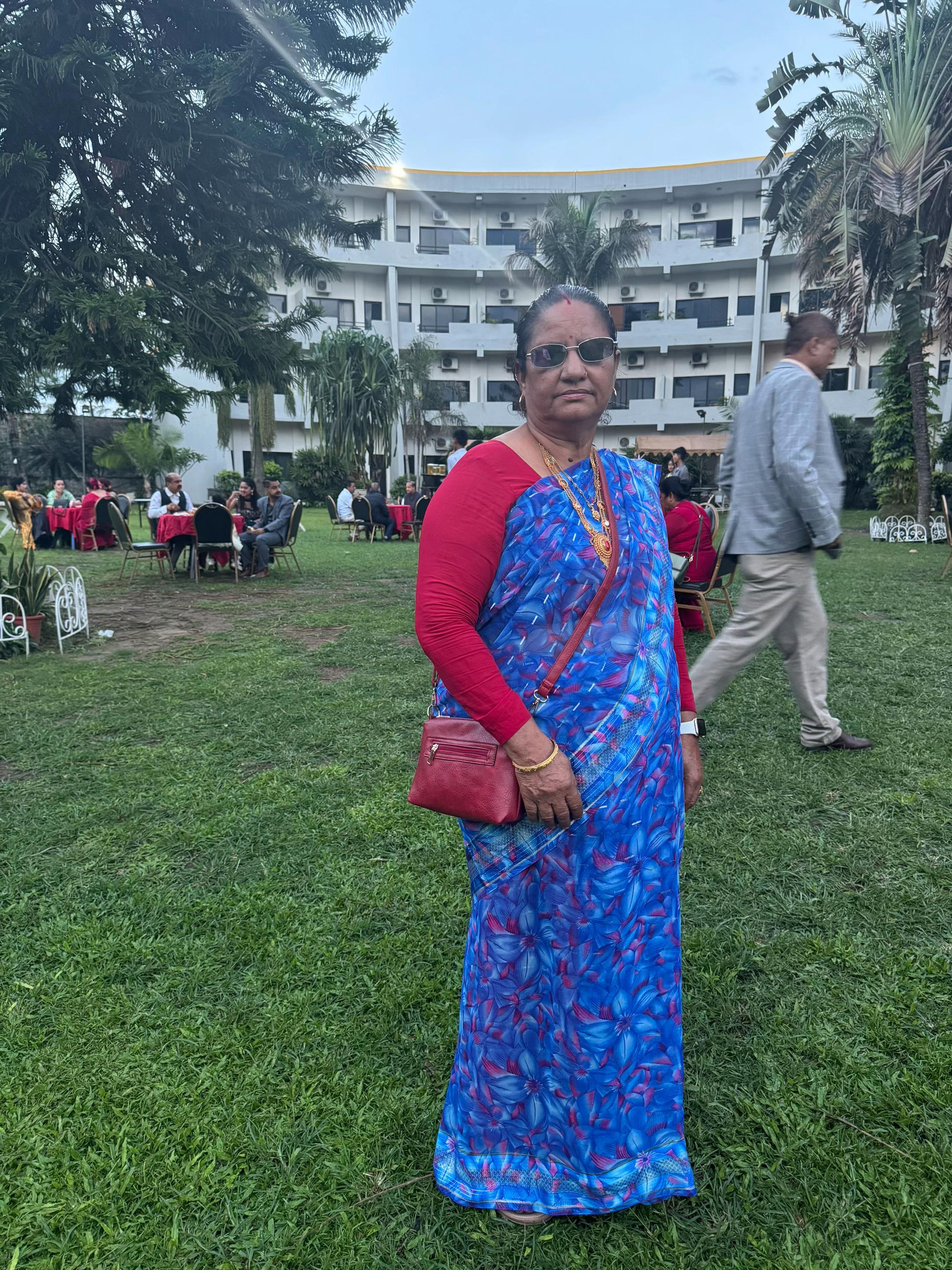 @राधा आचार्य
