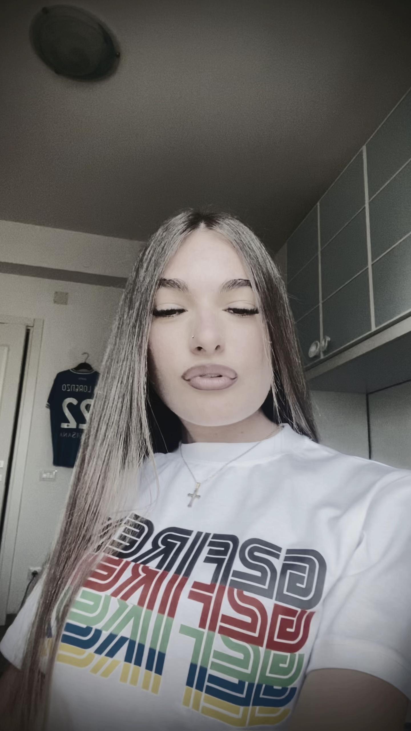 @nena⭐️