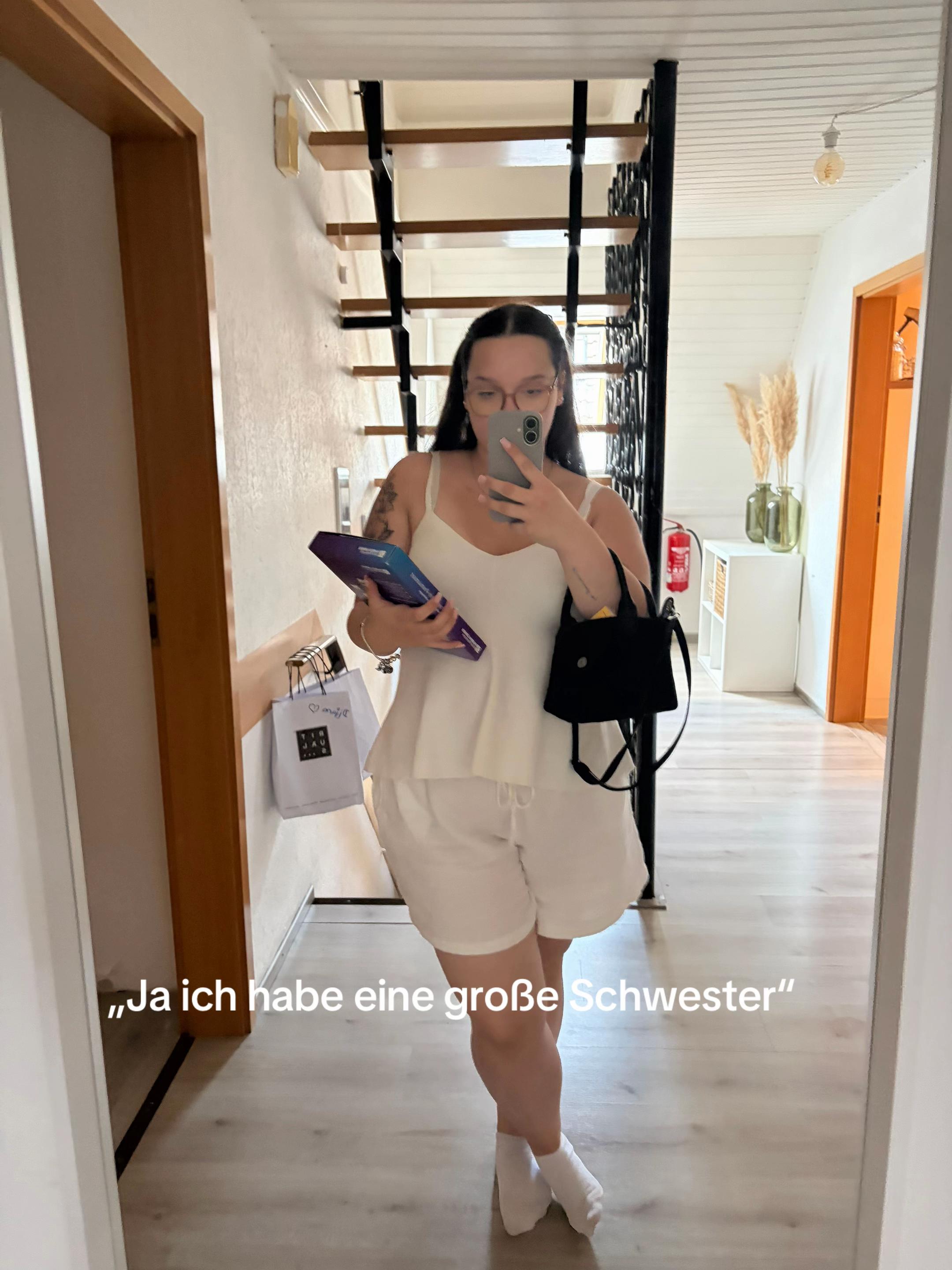 @𓆉Christina𓆉