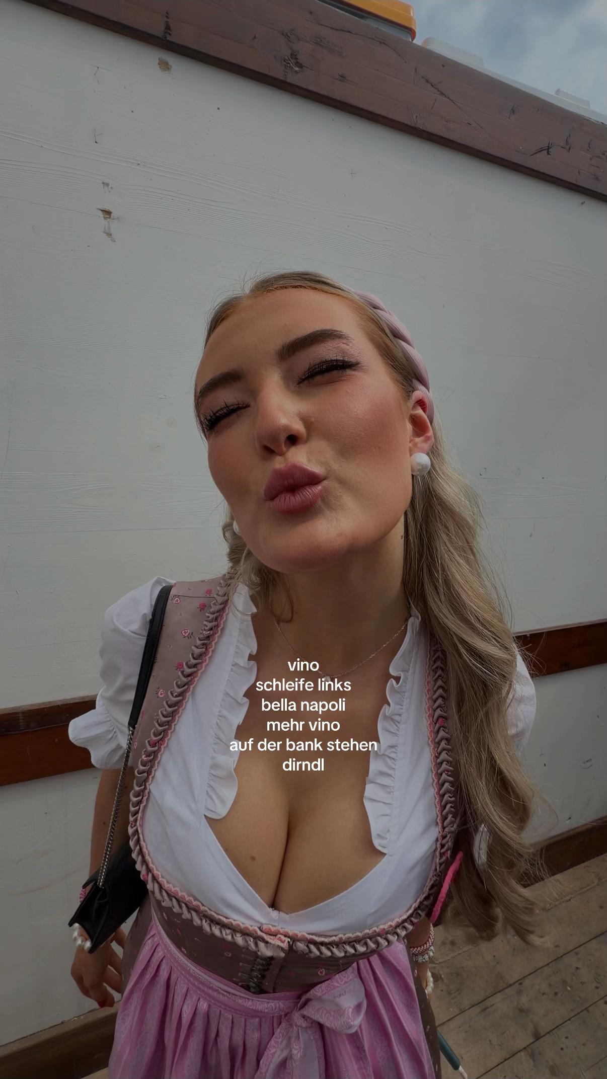 @Anastasia Sophie