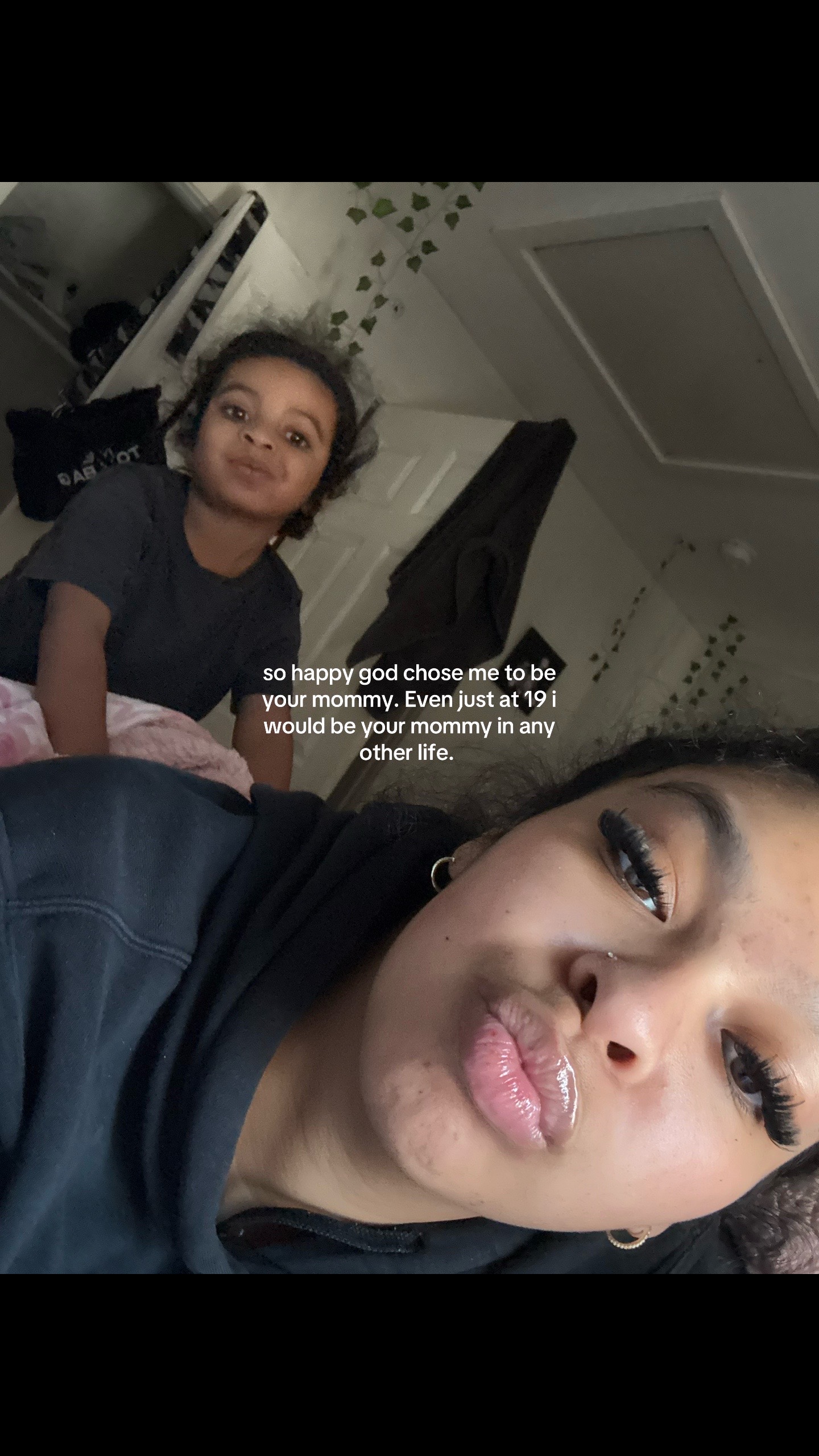 @Ellastellaa