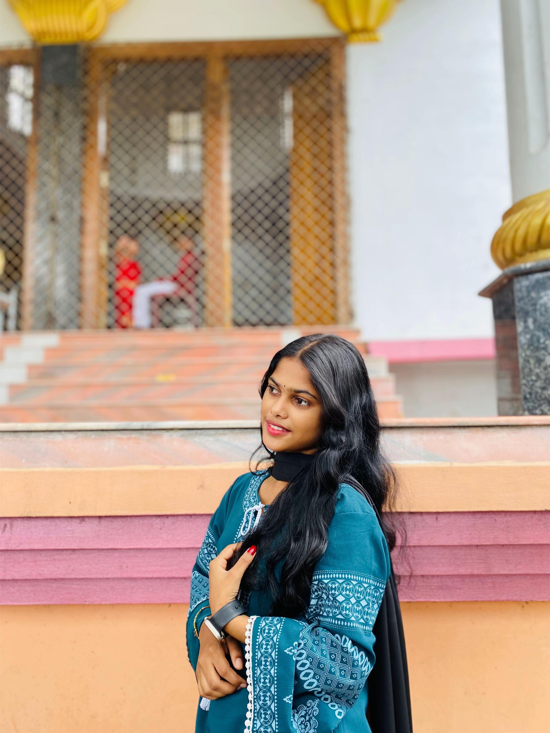 @😘Ardita Biswas🦋