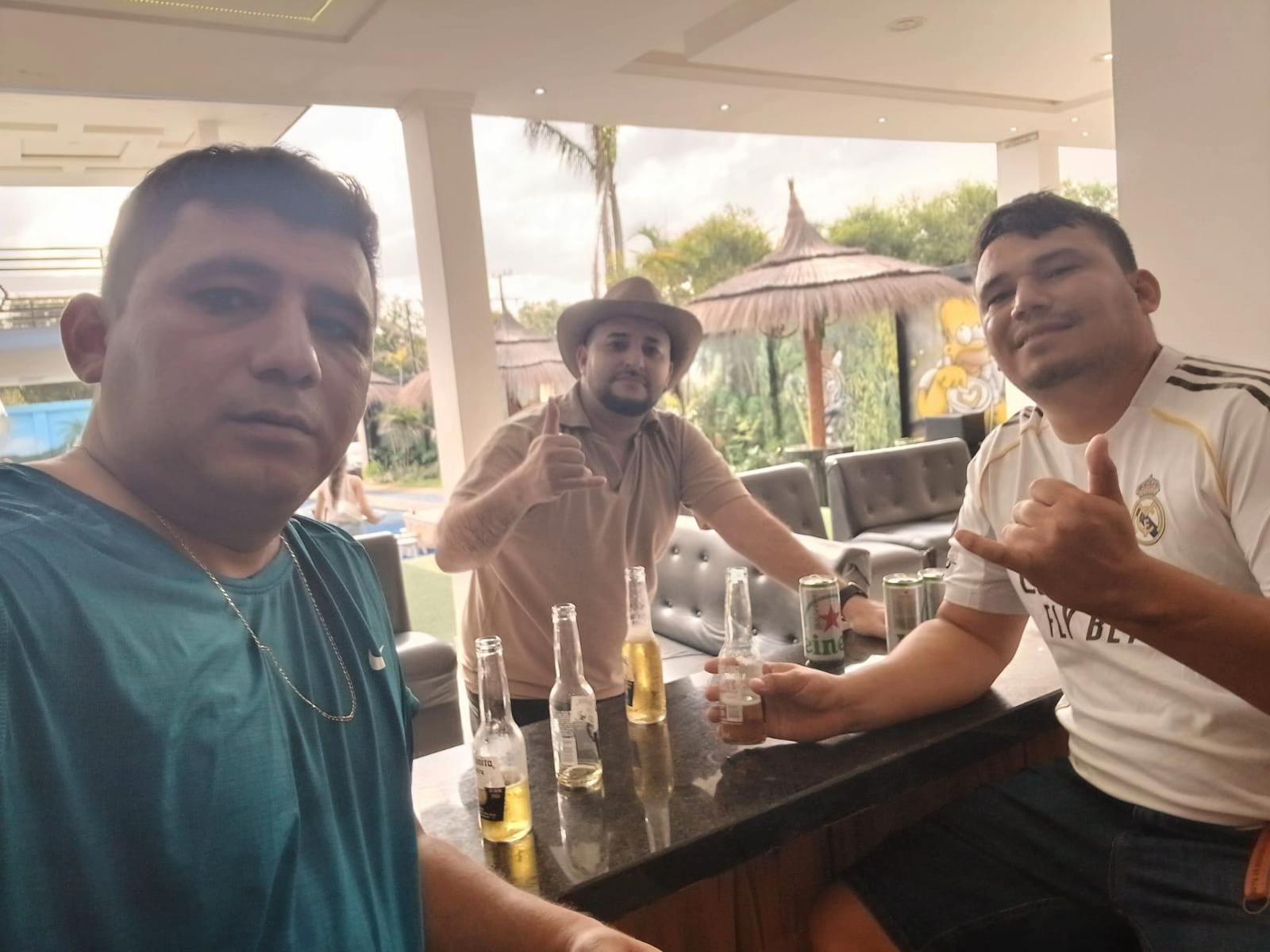 @Bar -tolito🤴🏻