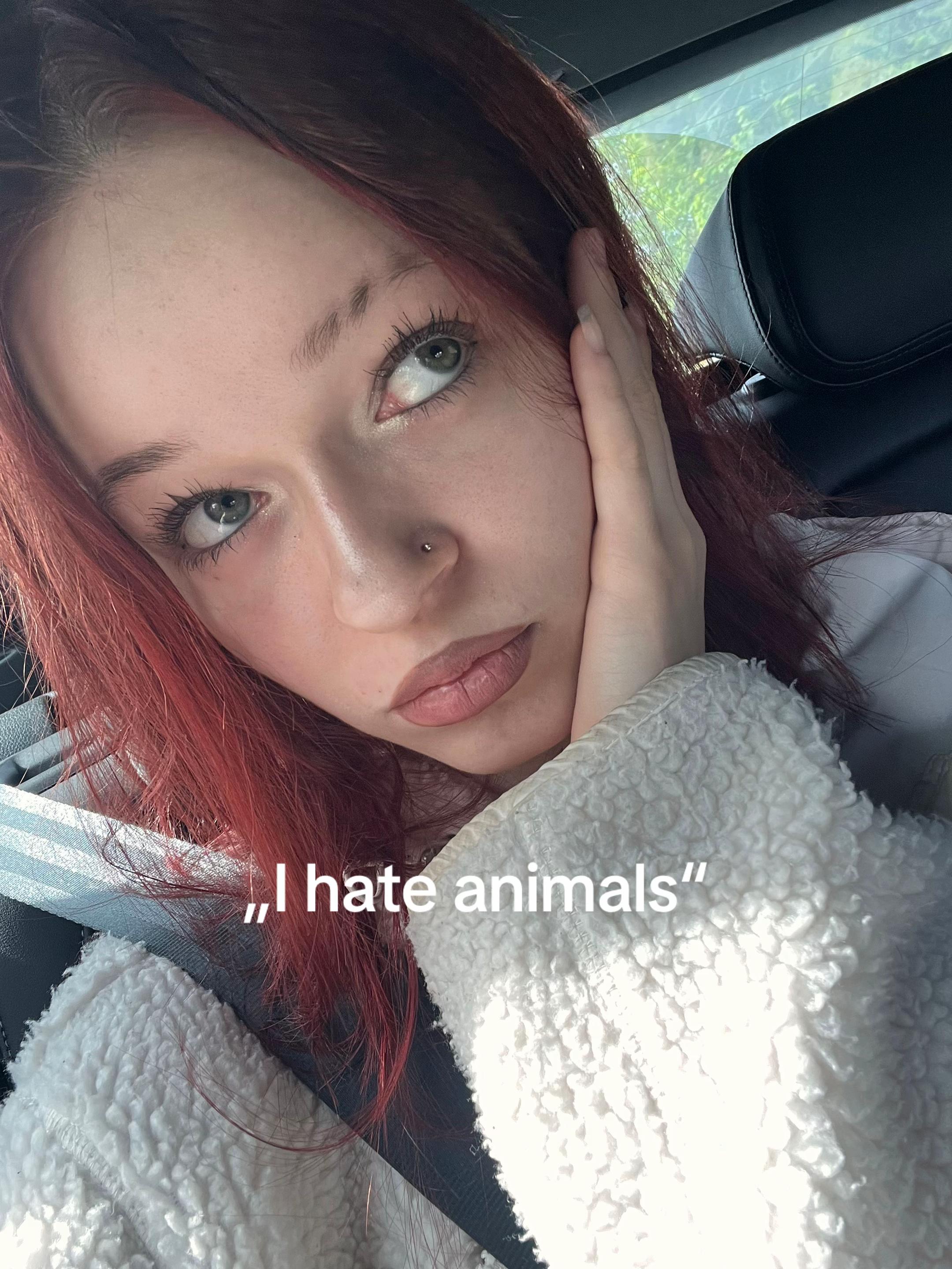 @evacado