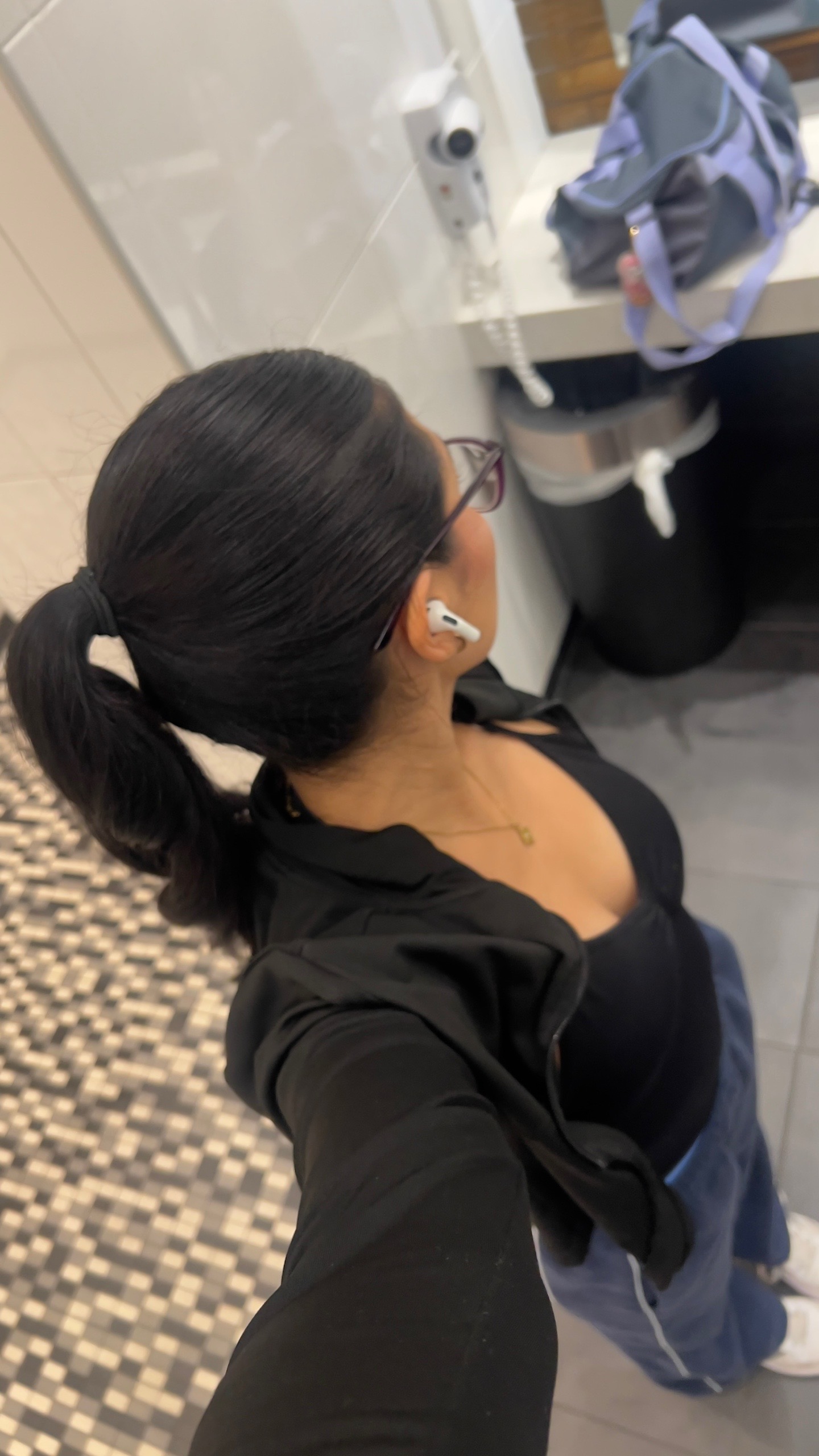 @rosaalifts