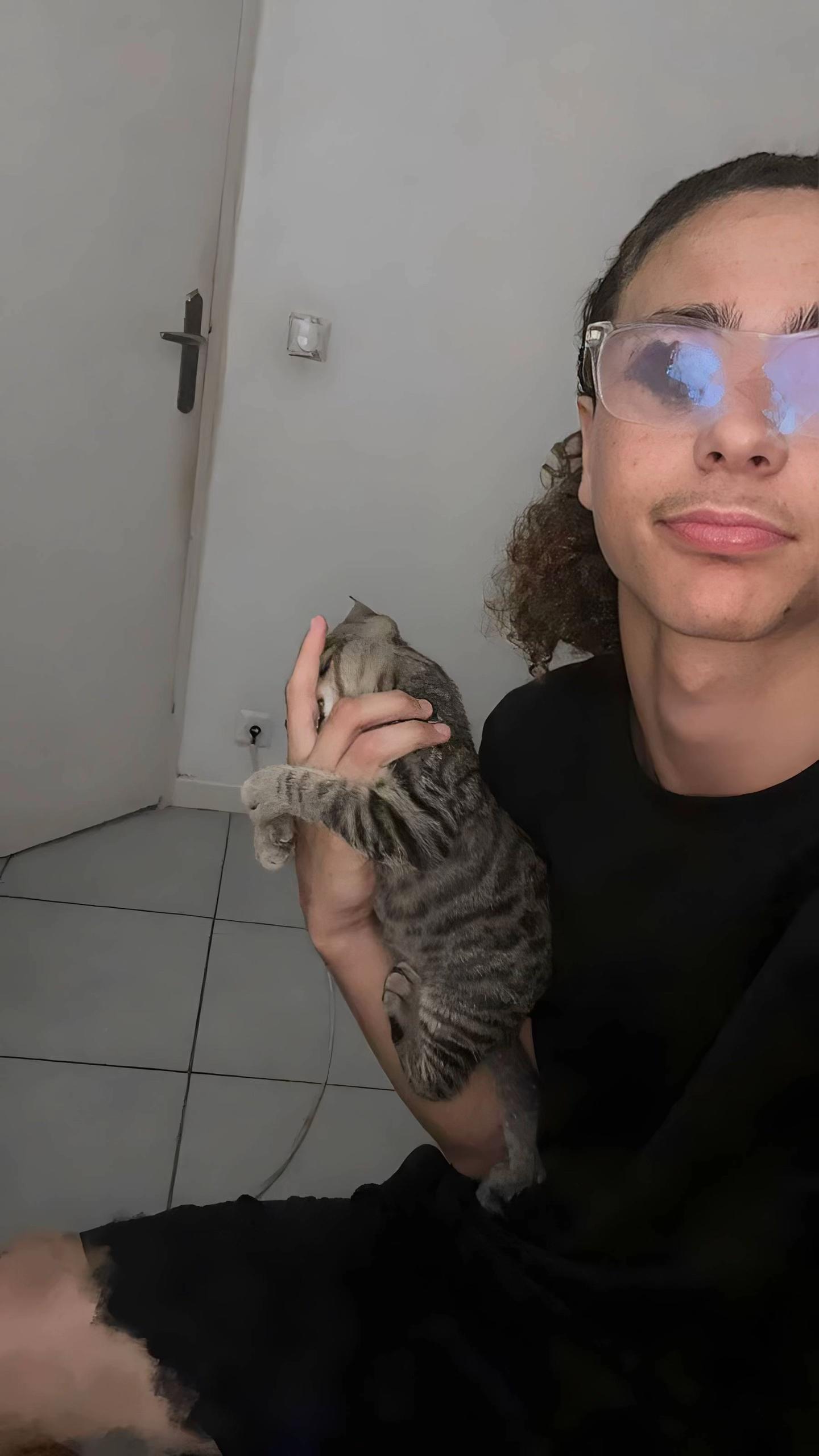@ɪ.ʟᴀɴ_ᴊᴠᴅ🇩🇿