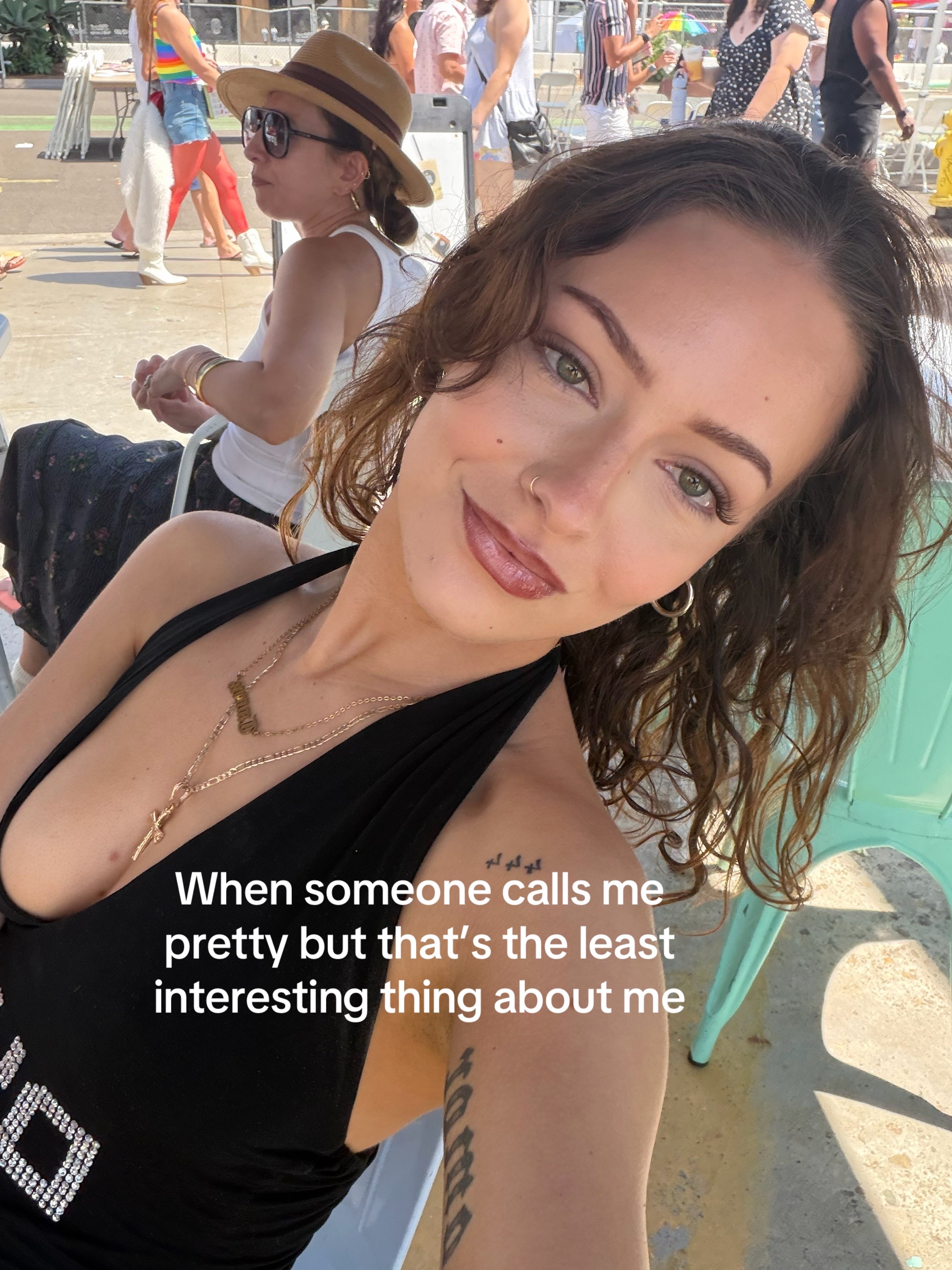 @malia