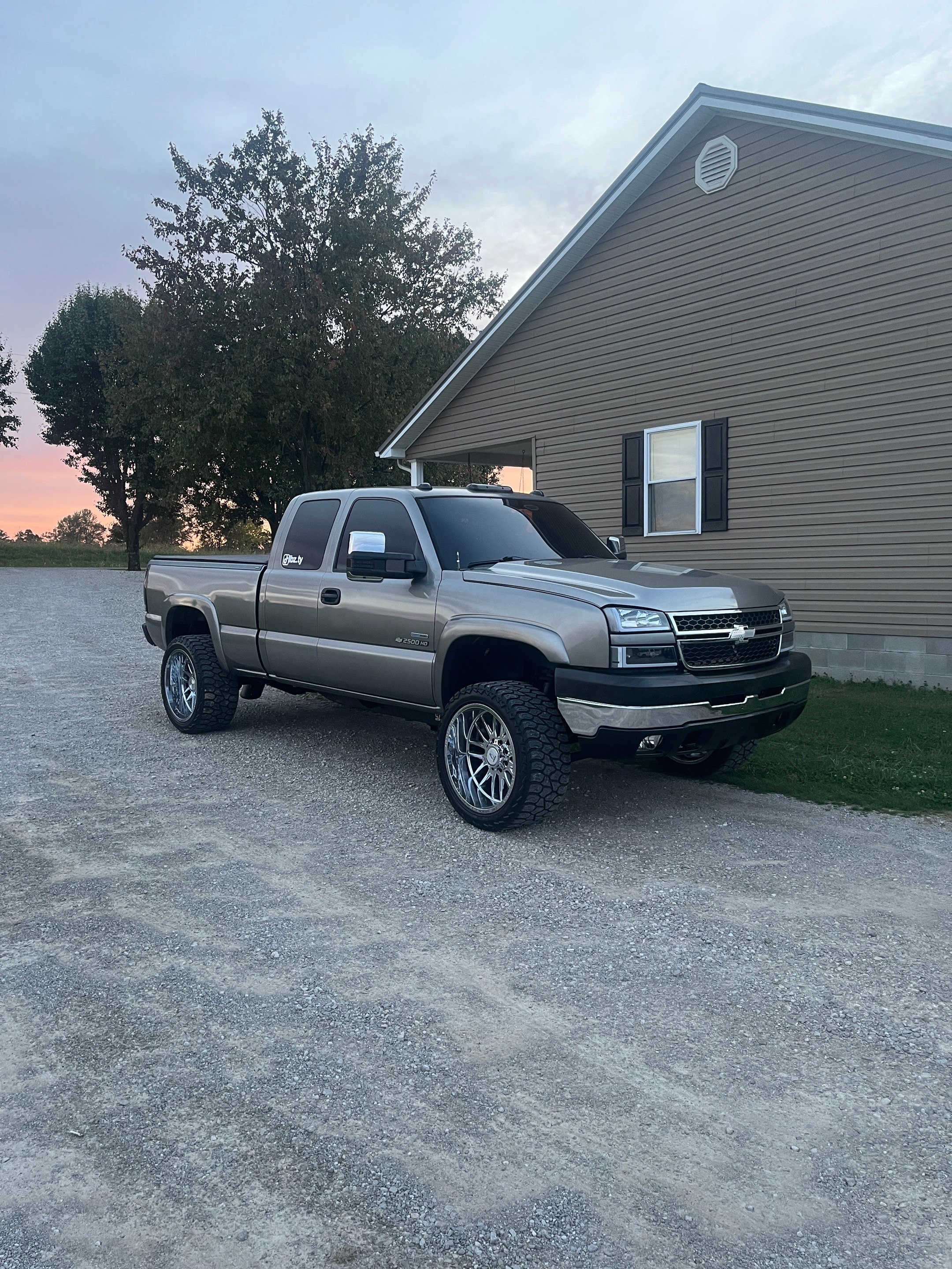 @lbz.ty