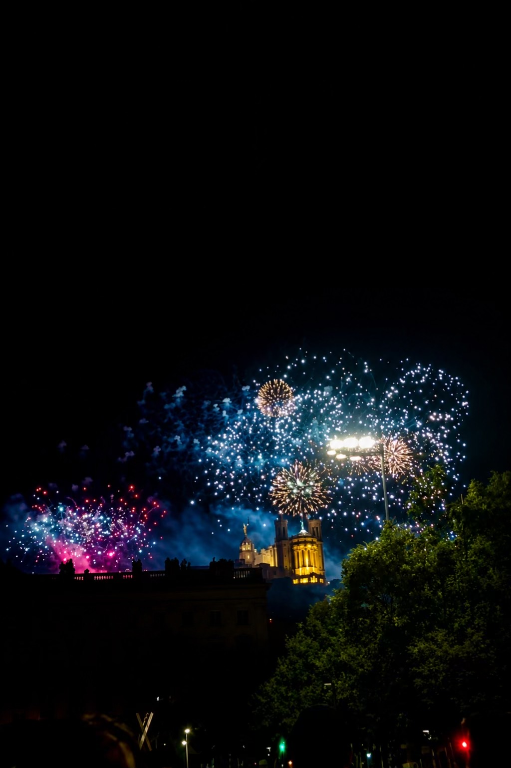 @𝐑𝐀𝐘𝐀.𝐁𝐋𝐊🥂