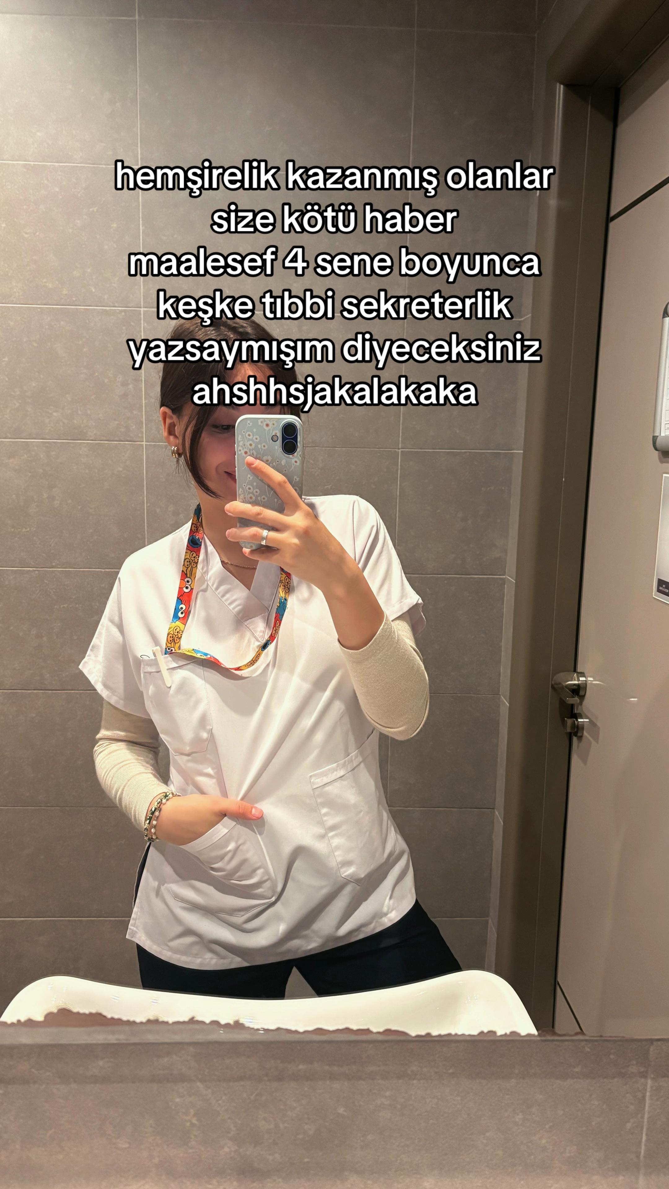 @sıla🦦
