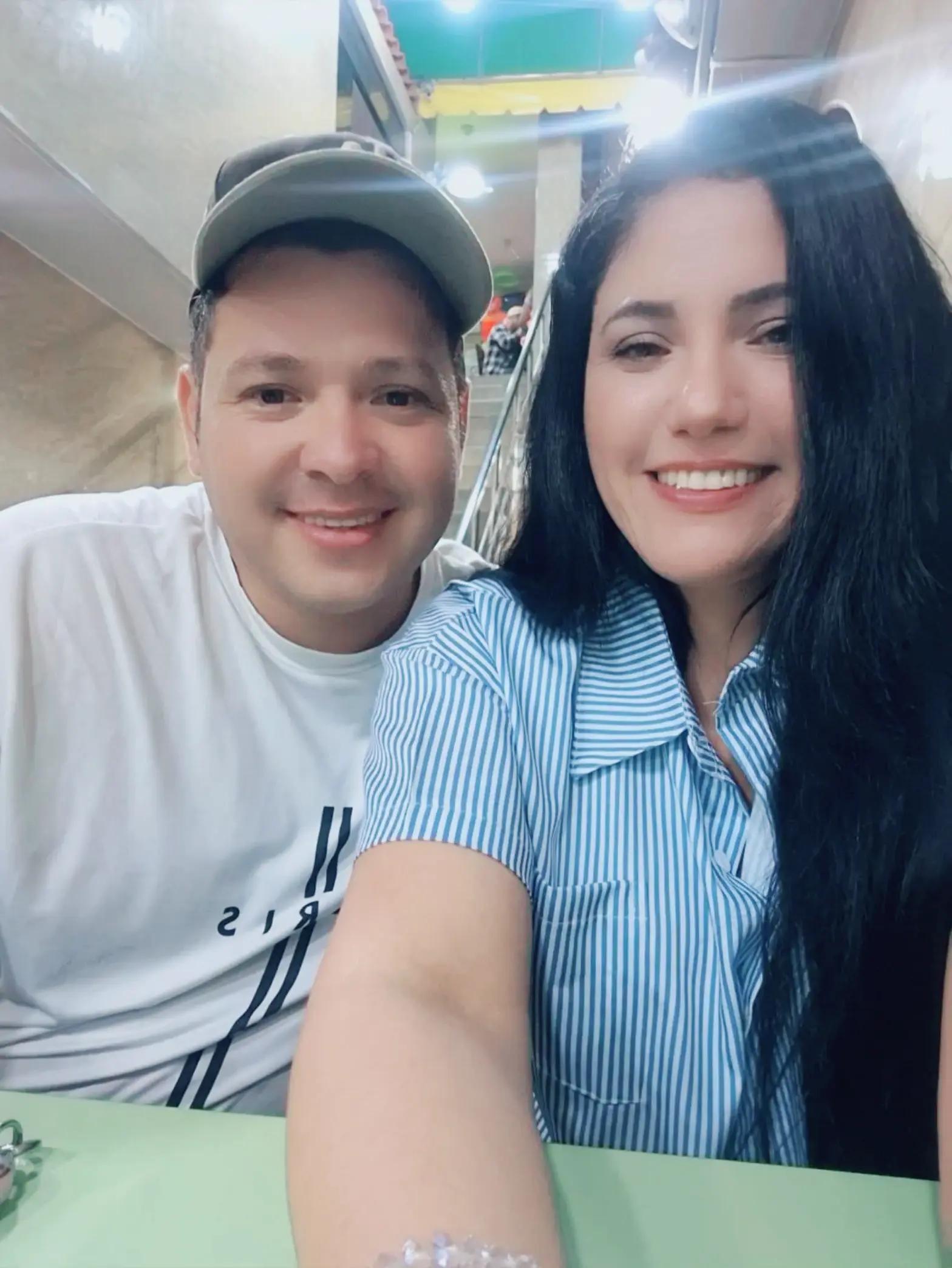 @Leonela