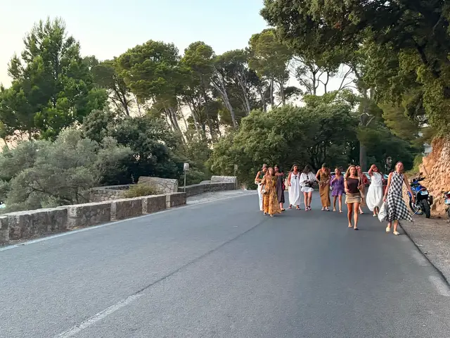 @Cecilia A. Felgueroso